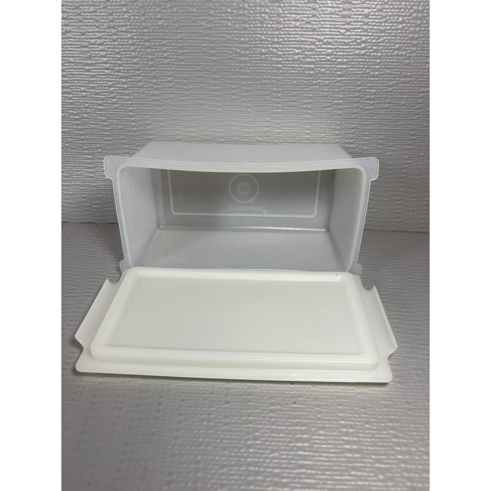 Vintage Tupperware 638-2 Frosted Sheer Butter Dish Small Storage Container Cream - Thumbnail 5