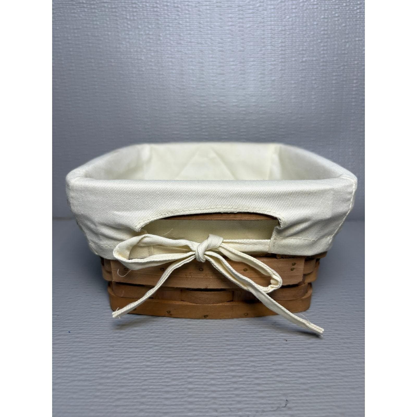 Vintage Longaberger Noel wicker Basket with Embroidered Fabric Liner Brown - Thumbnail 3