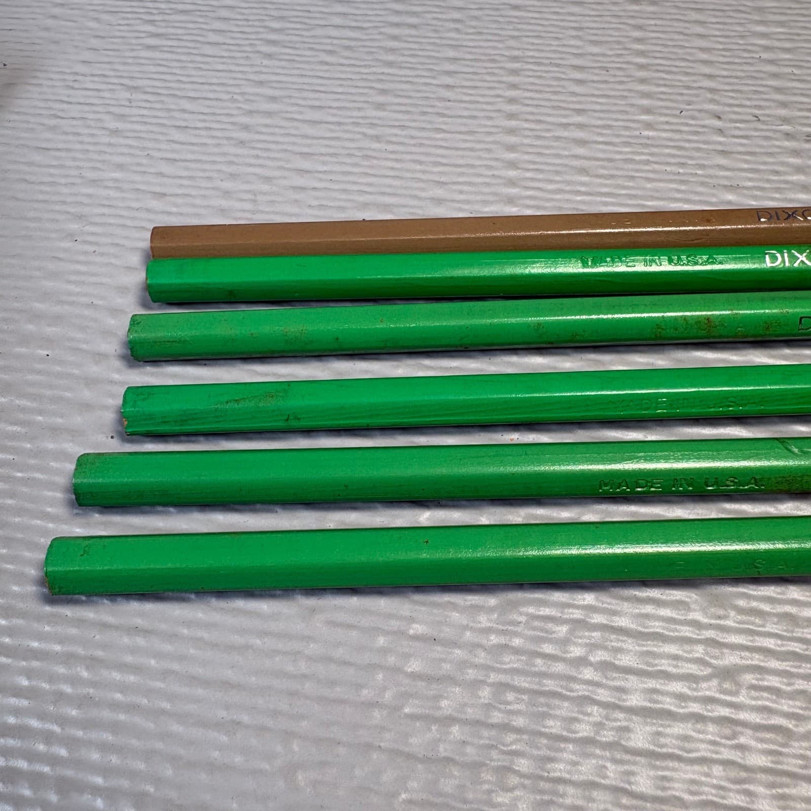 Vintage Dixon Aerial 2280 No 2 Pencils Green Natural Wood Made in USA Lot of 6 - Thumbnail 3