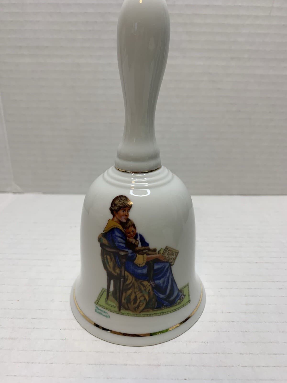 Vintage Norman Rockwell Plate & Bell Bundle “Bedtime” Museum Collections 1984 - Thumbnail 5