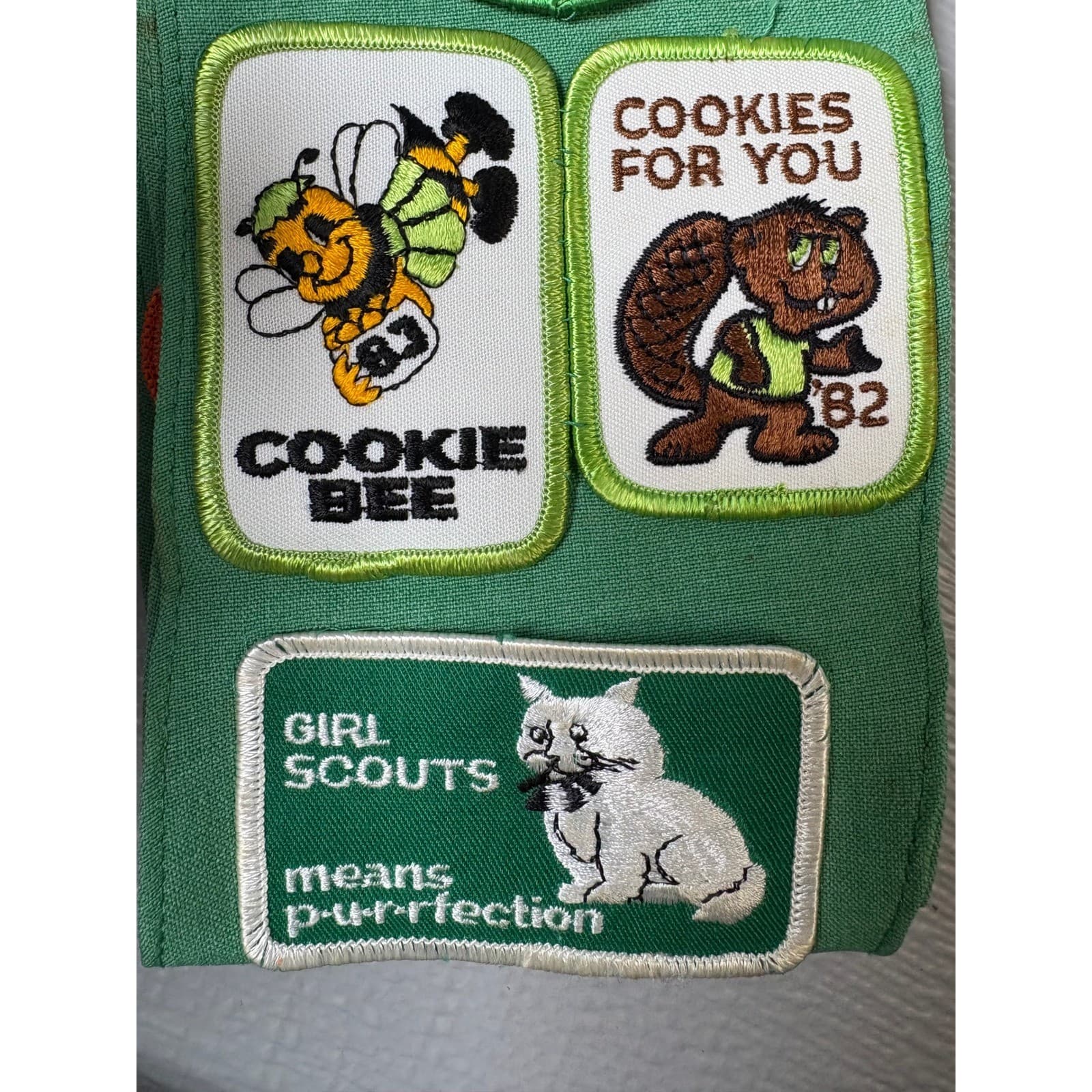 Vintage Girl Scouts Junior Sash Green with 1980s Patches Pins Troop 333 GSA - Thumbnail 11
