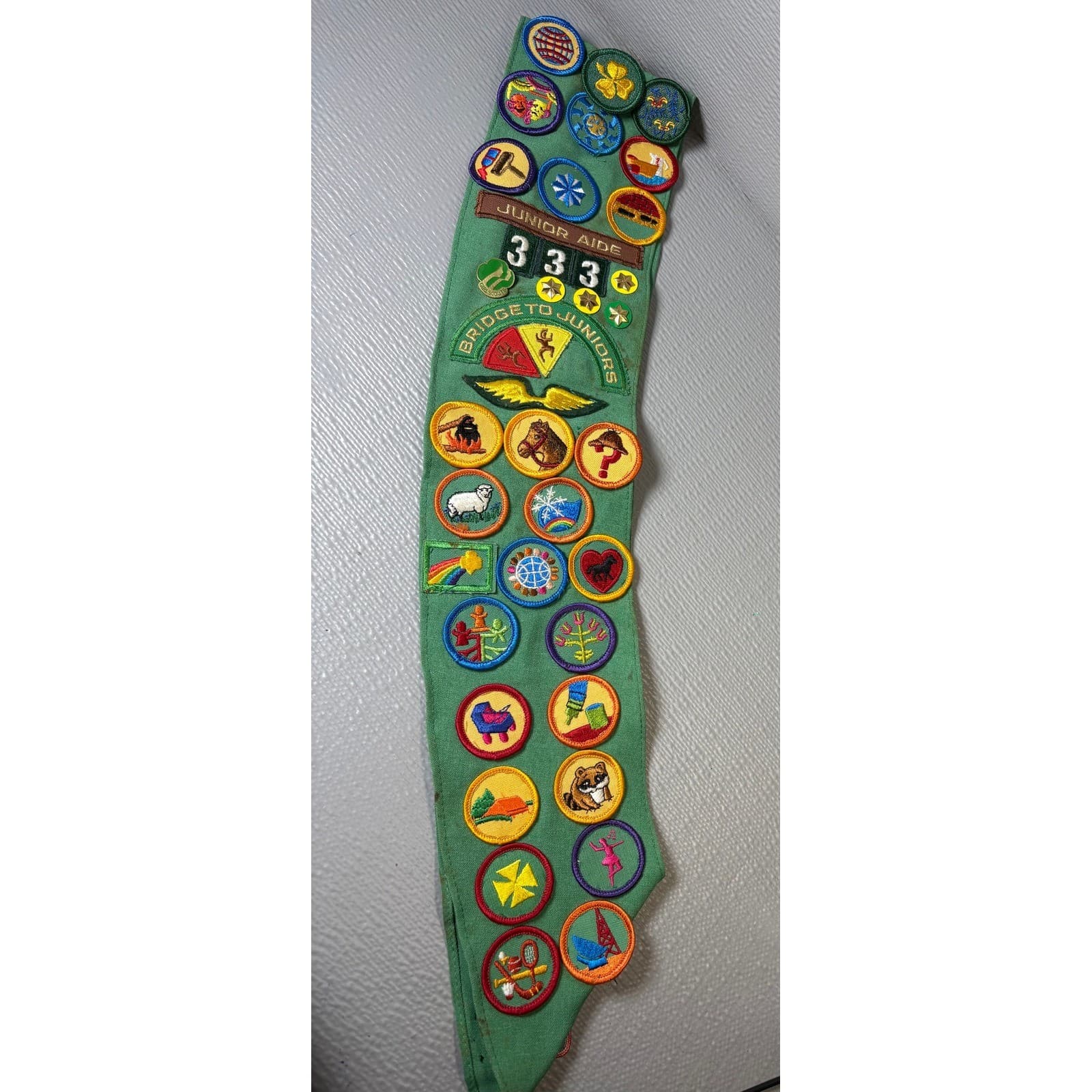Vintage Girl Scouts Junior Sash Green with 1980s Patches Pins Troop 333 GSA - Thumbnail 6