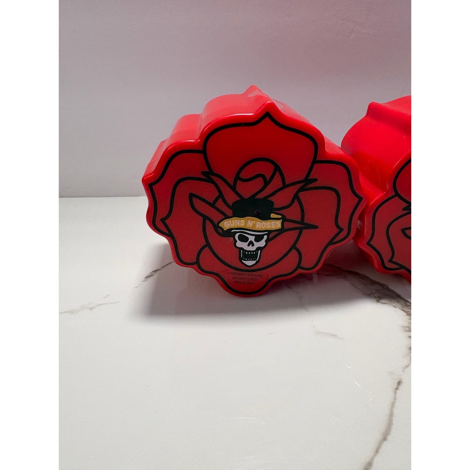 Guns N Roses Crew Socks with Rose Shaped Gift Case Black Red CultureFly One Size - Thumbnail 3