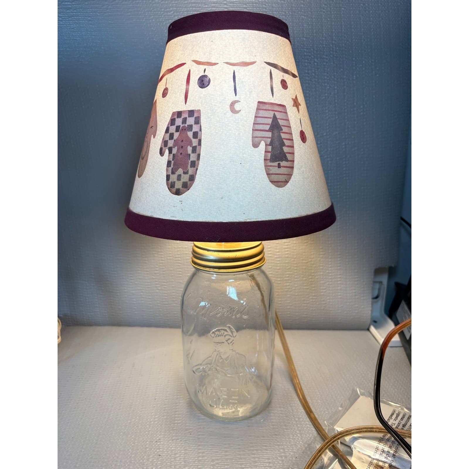 Rustic Mom's Mason Jar Table Lamp with Winter Mitten Shade Primitive Farmhouse - Thumbnail 2