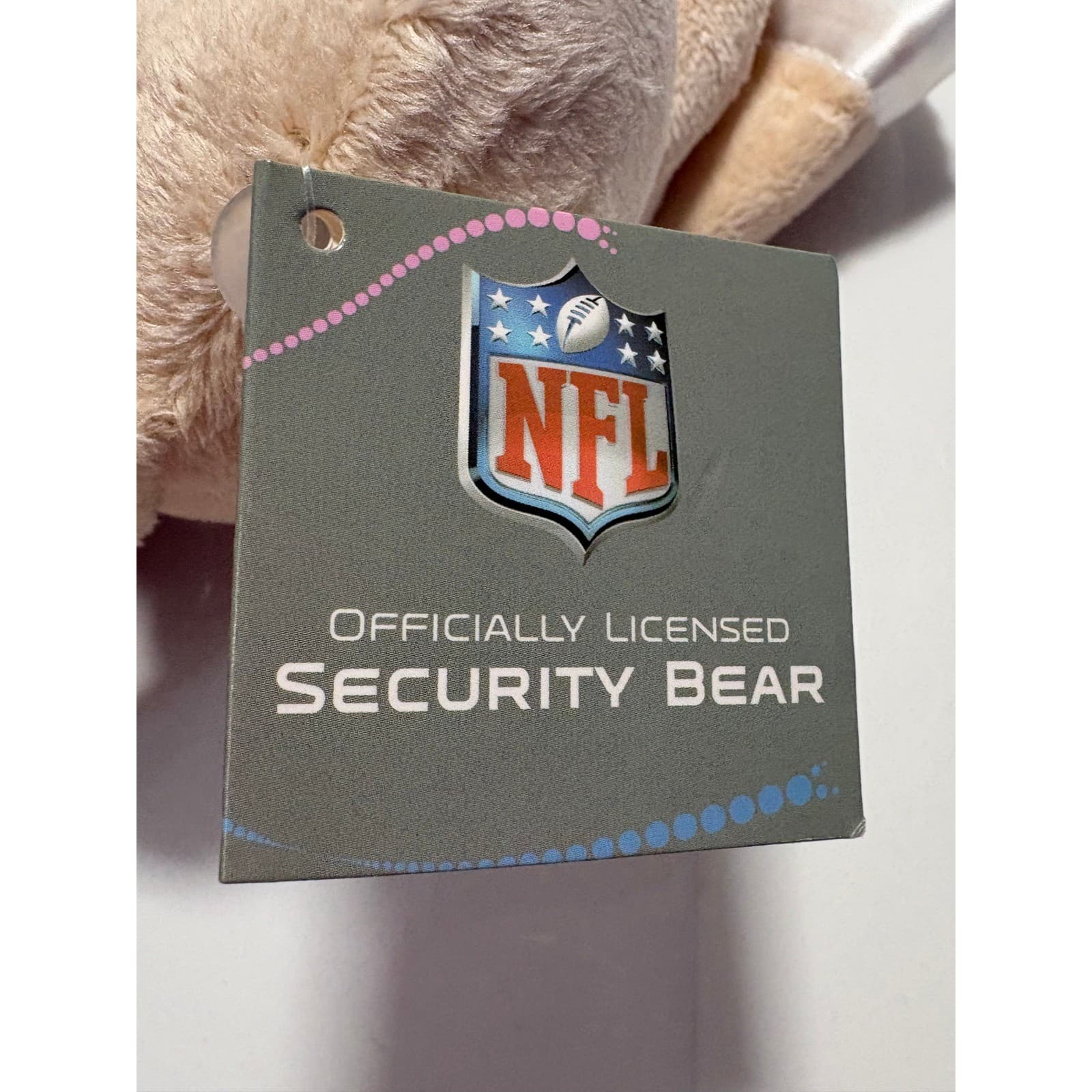 Baby Fanatic Tampa Bay Buccaneers NFL Security Bear Plush Blanket Tan White NEW - Thumbnail 4