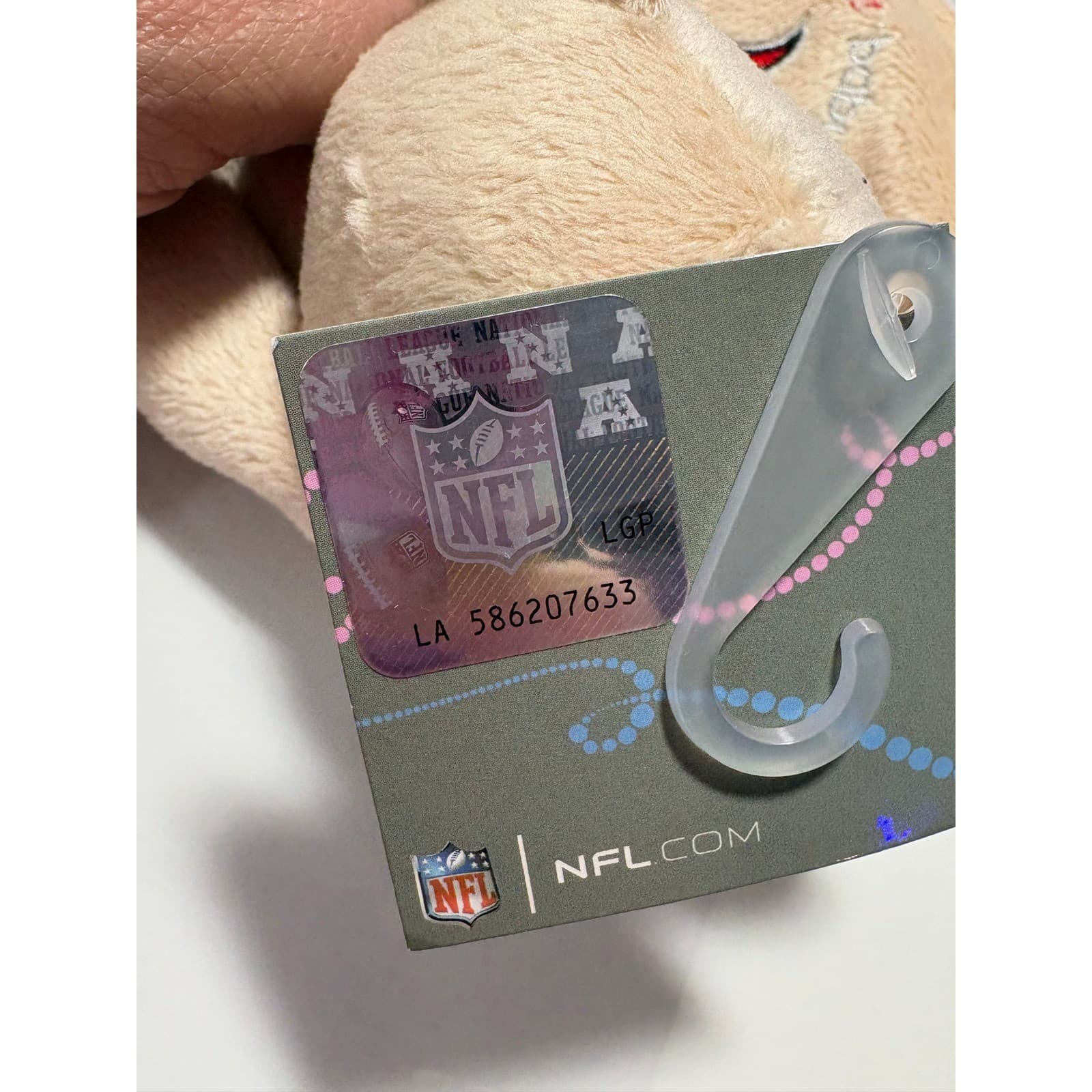 Baby Fanatic Tampa Bay Buccaneers NFL Security Bear Plush Blanket Tan White NEW - Thumbnail 3