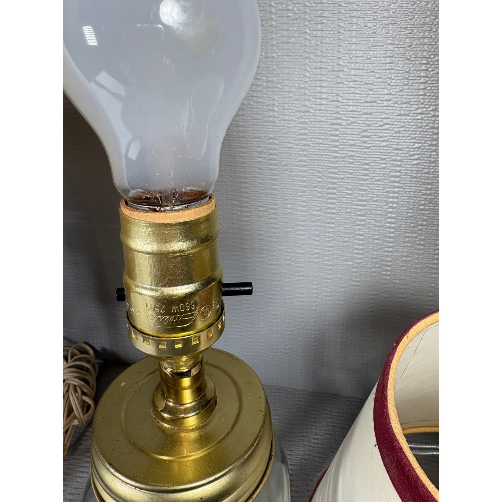 Rustic Mom's Mason Jar Table Lamp with Winter Mitten Shade Primitive Farmhouse - Thumbnail 5