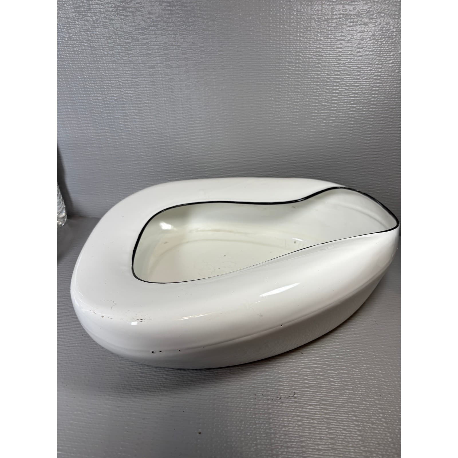 Vintage White Enamel Bedpan with Black Trim Medical Collectible 14 Inch - Thumbnail 2