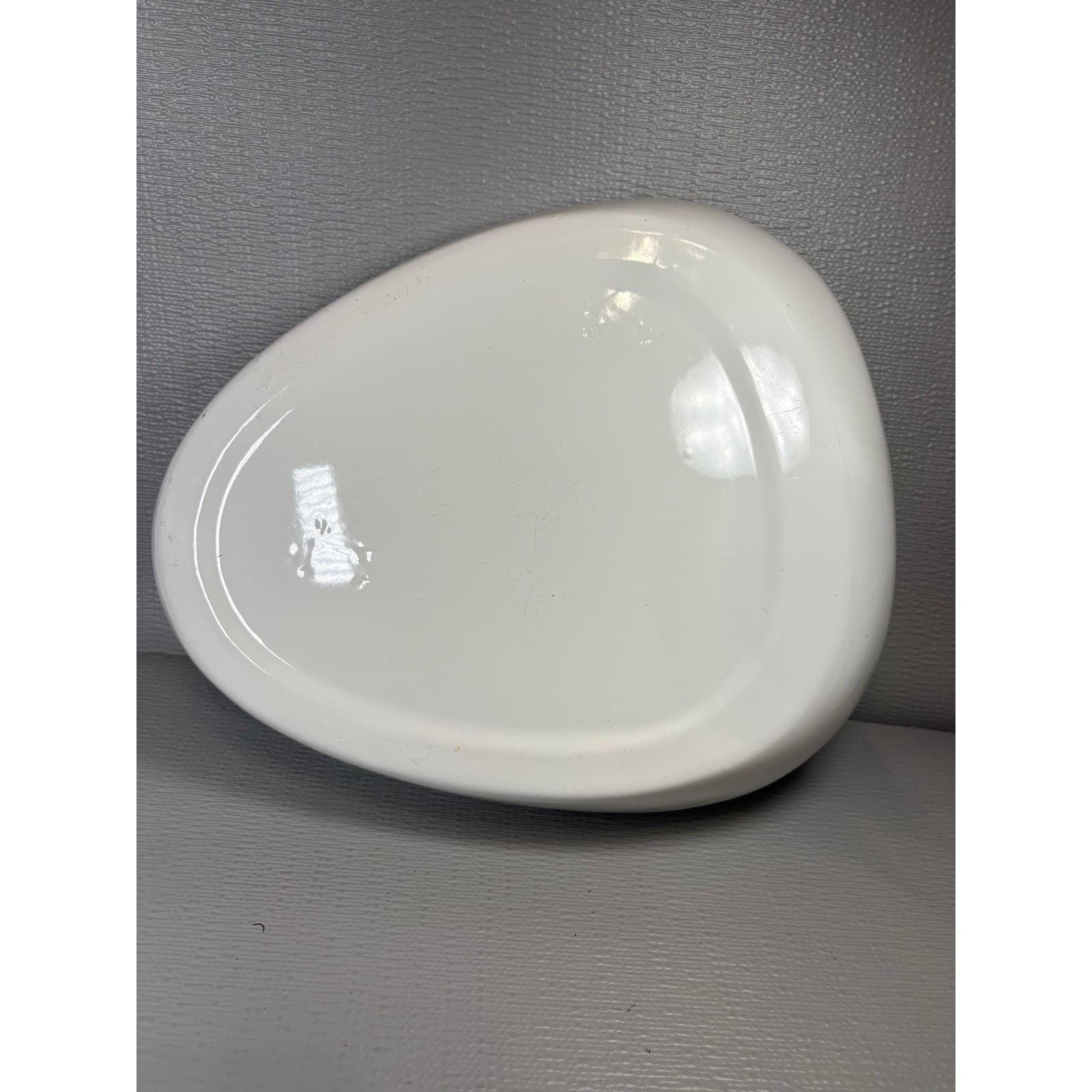 Vintage White Enamel Bedpan with Black Trim Medical Collectible 14 Inch - Thumbnail 4