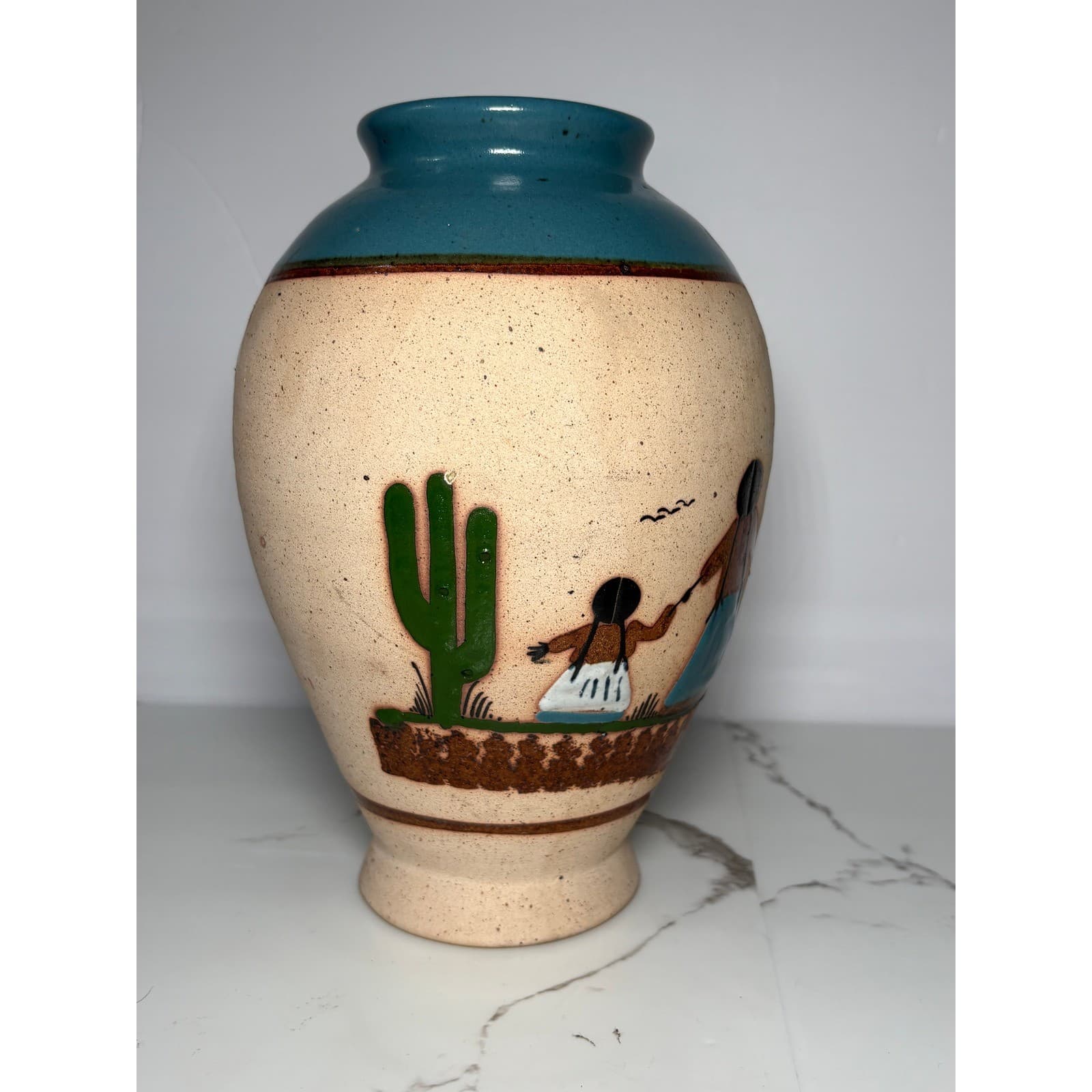 Vintage Mexican Folk Art Pottery Vase Hand Painted Family Desert Scene Teal Rim - Thumbnail 5