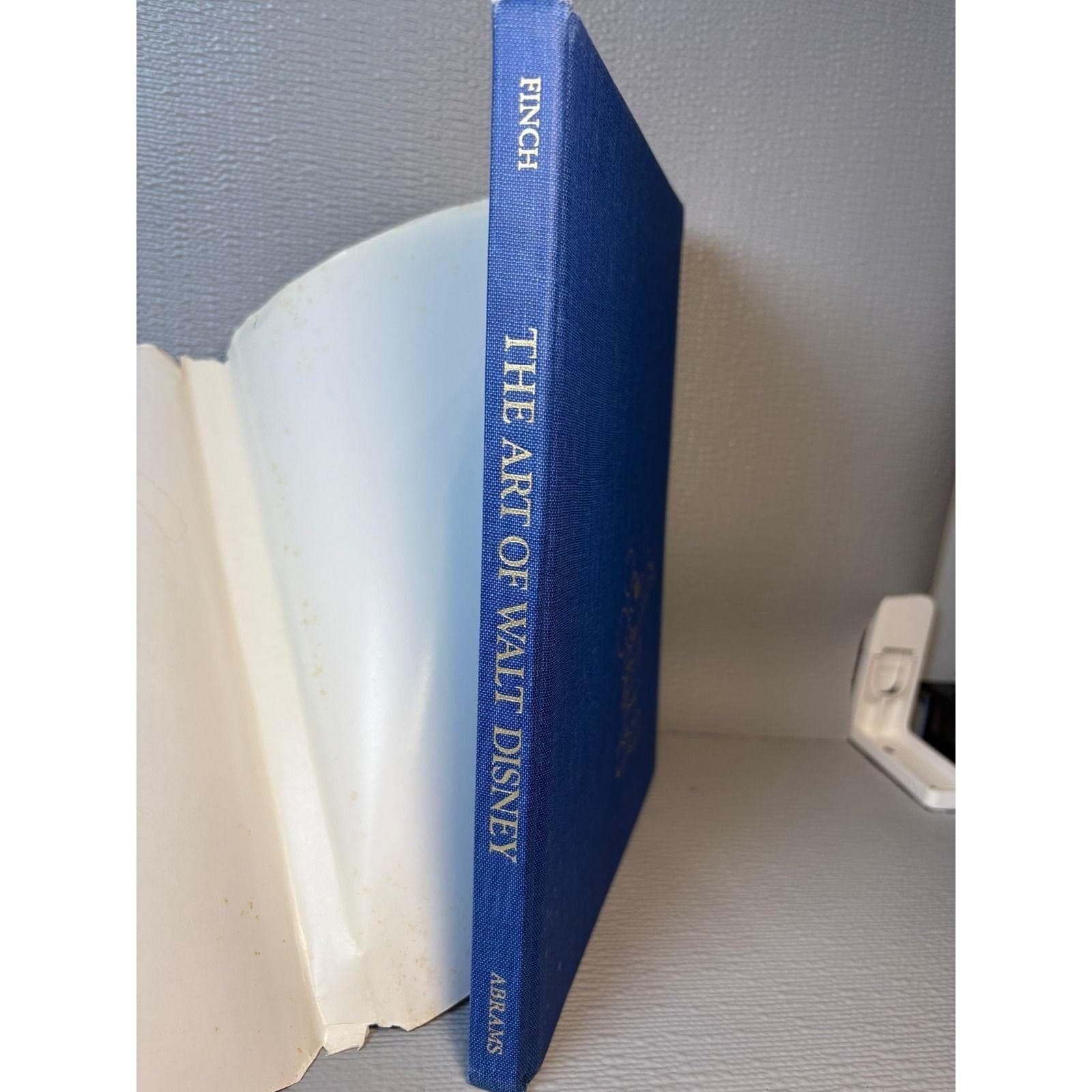 The Art of Walt Disney Christopher Finch 1975 Abrams New Concise Edition Book - Thumbnail 3