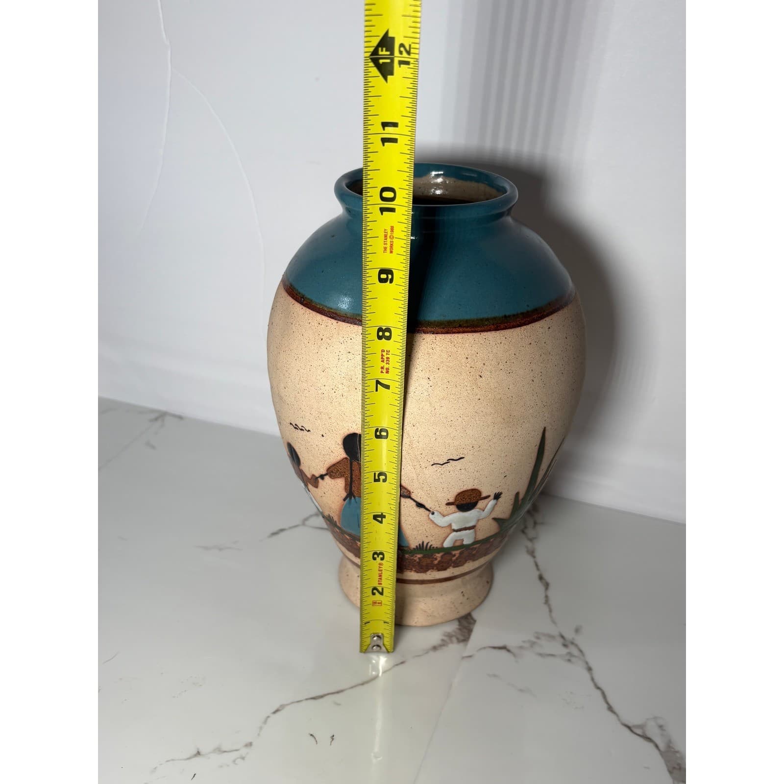 Vintage Mexican Folk Art Pottery Vase Hand Painted Family Desert Scene Teal Rim - Thumbnail 11