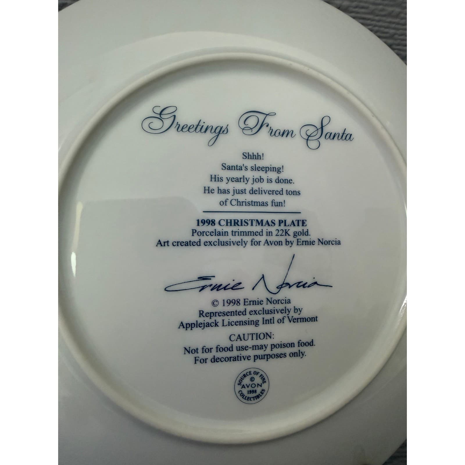 Avon Christmas 1998 Collector Plate Greetings From Santa Ernie Norcia 22K Gold - Thumbnail 3