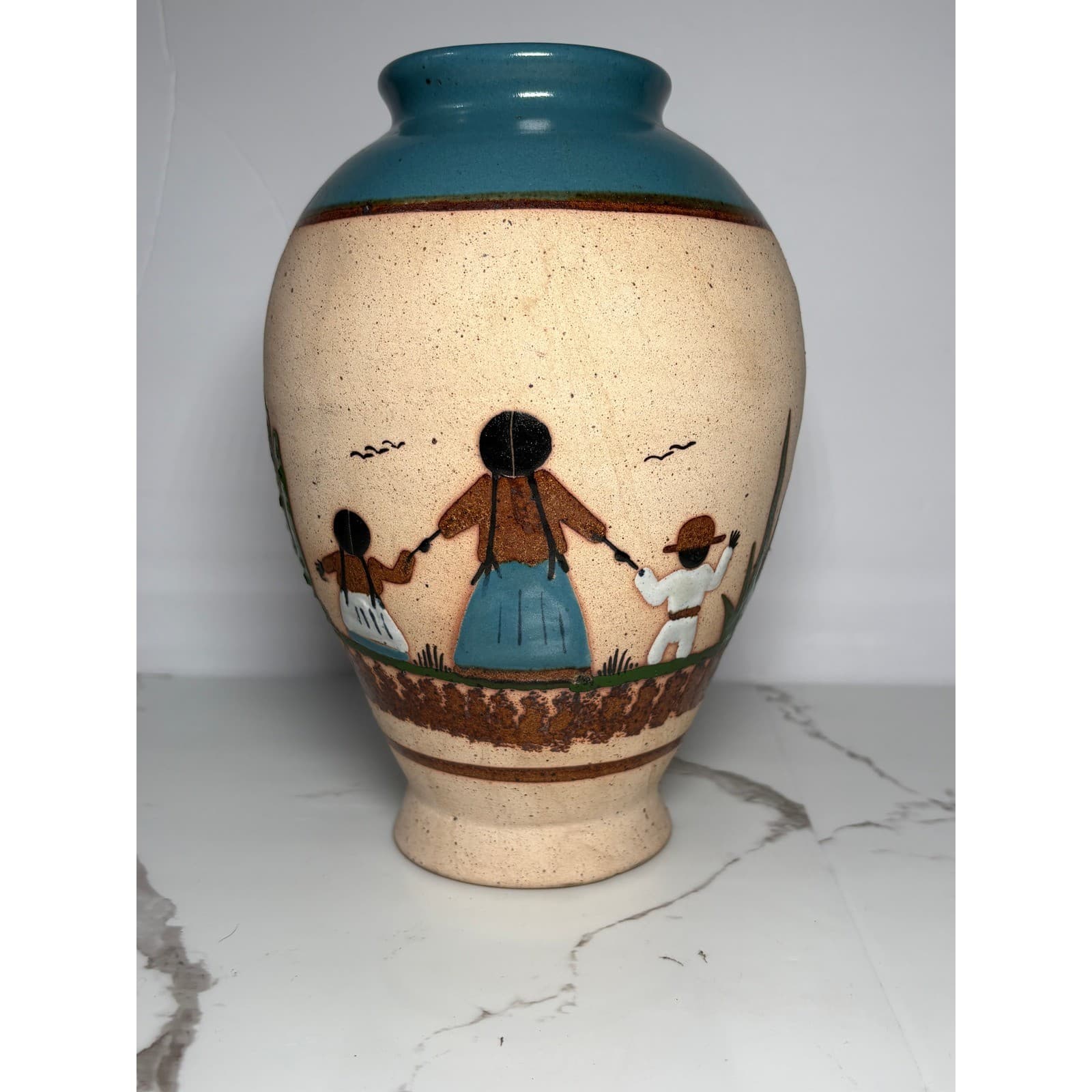 Vintage Mexican Folk Art Pottery Vase Hand Painted Family Desert Scene Teal Rim - Thumbnail 6