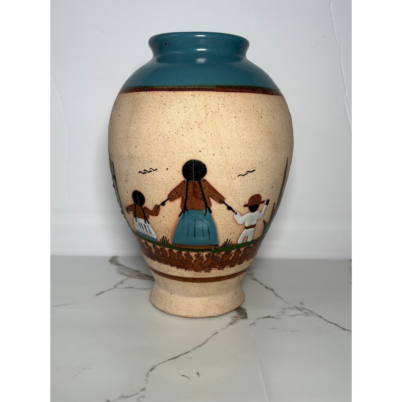 Vintage Mexican Folk Art Pottery Vase Hand Painted Family Desert Scene Teal Rim - Thumbnail 13