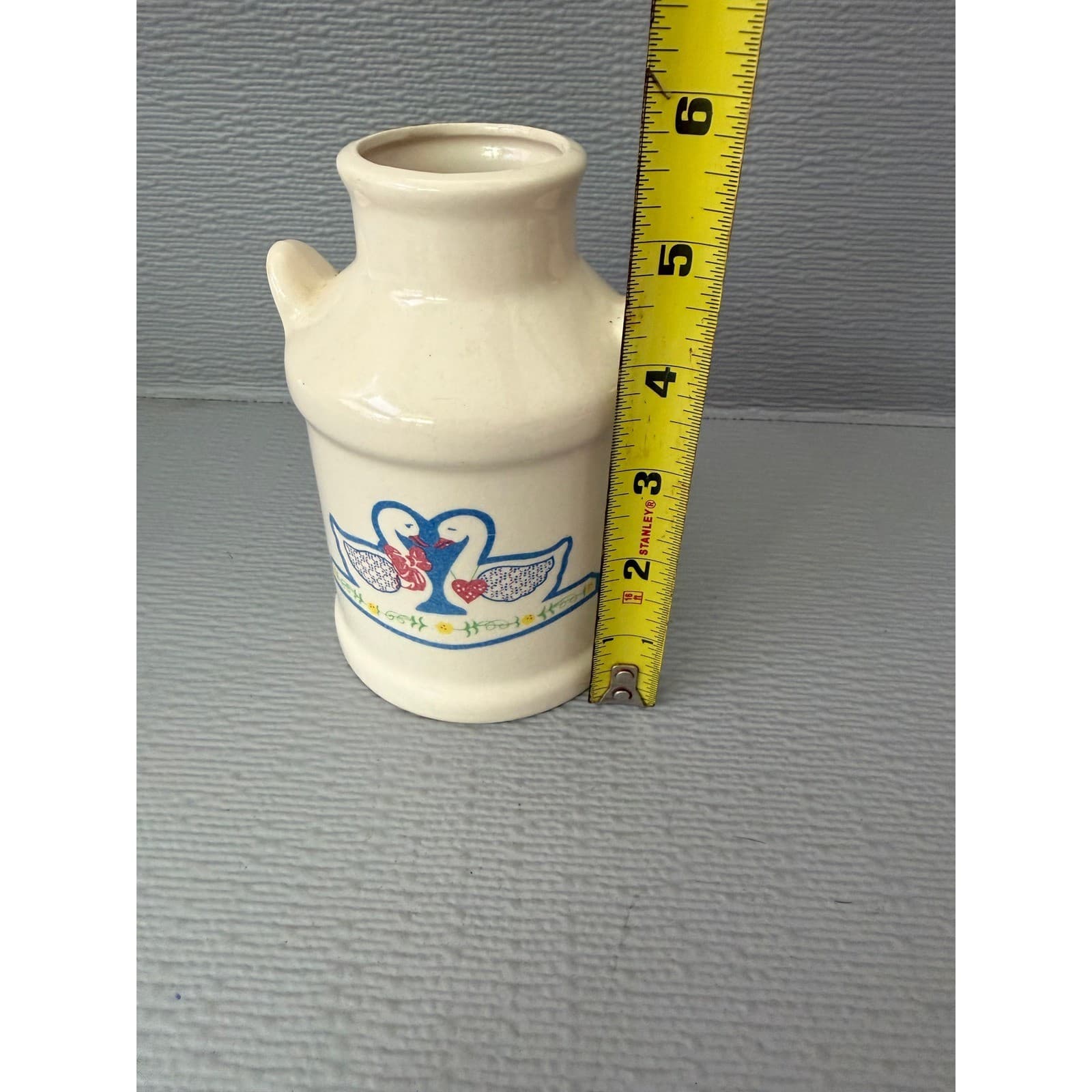 Vintage Ceramic Milk Can Vase Cream Swan Heart Farmhouse Decor 5.5 Inch - Thumbnail 4