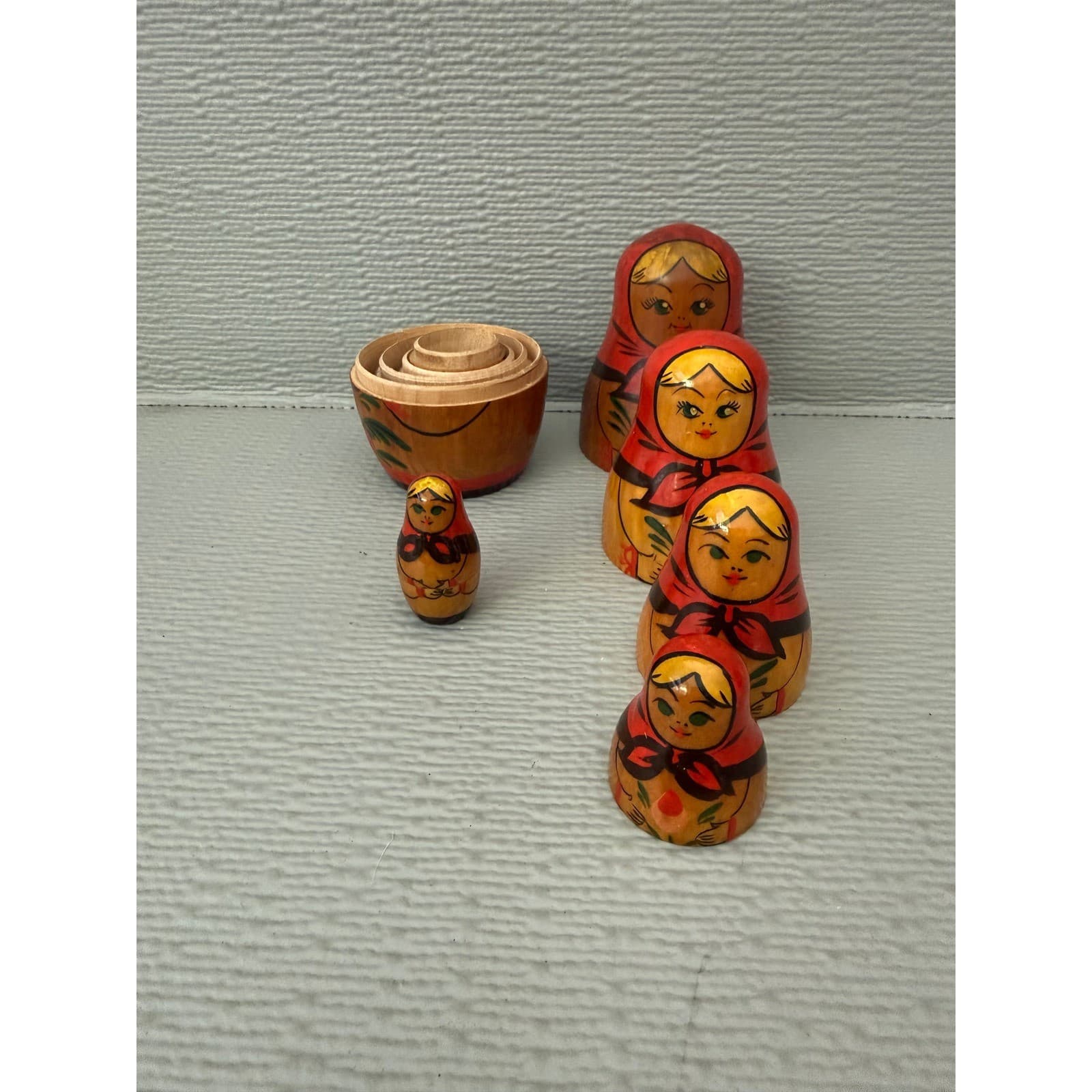 Vintage Russian Matryoshka Nesting Dolls Set 6 Piece Hand Painted Wood Folk Art - Thumbnail 22