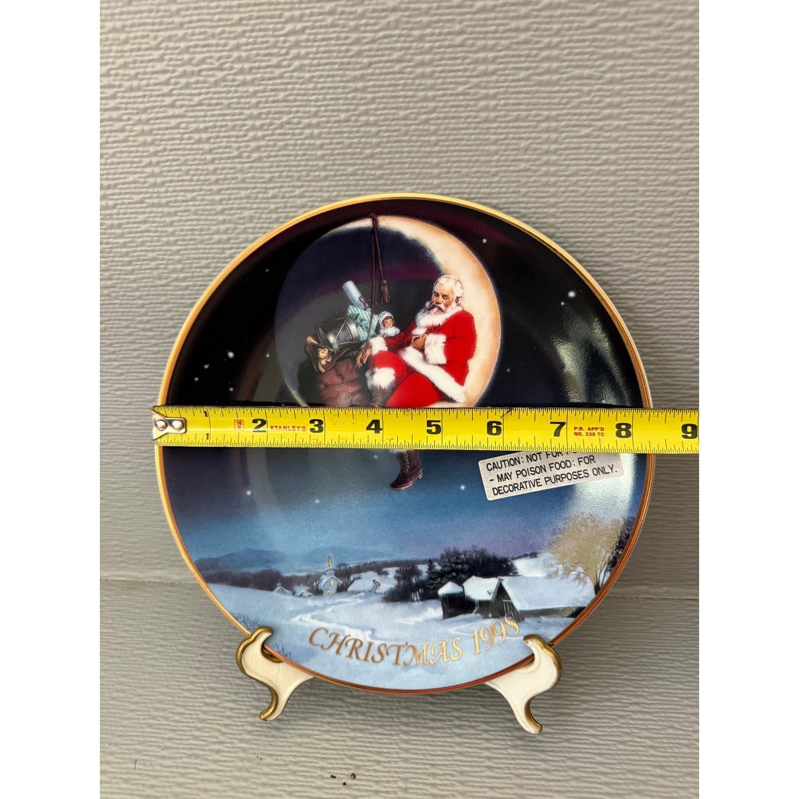 Avon Christmas 1998 Collector Plate Greetings From Santa Ernie Norcia 22K Gold - Thumbnail 4