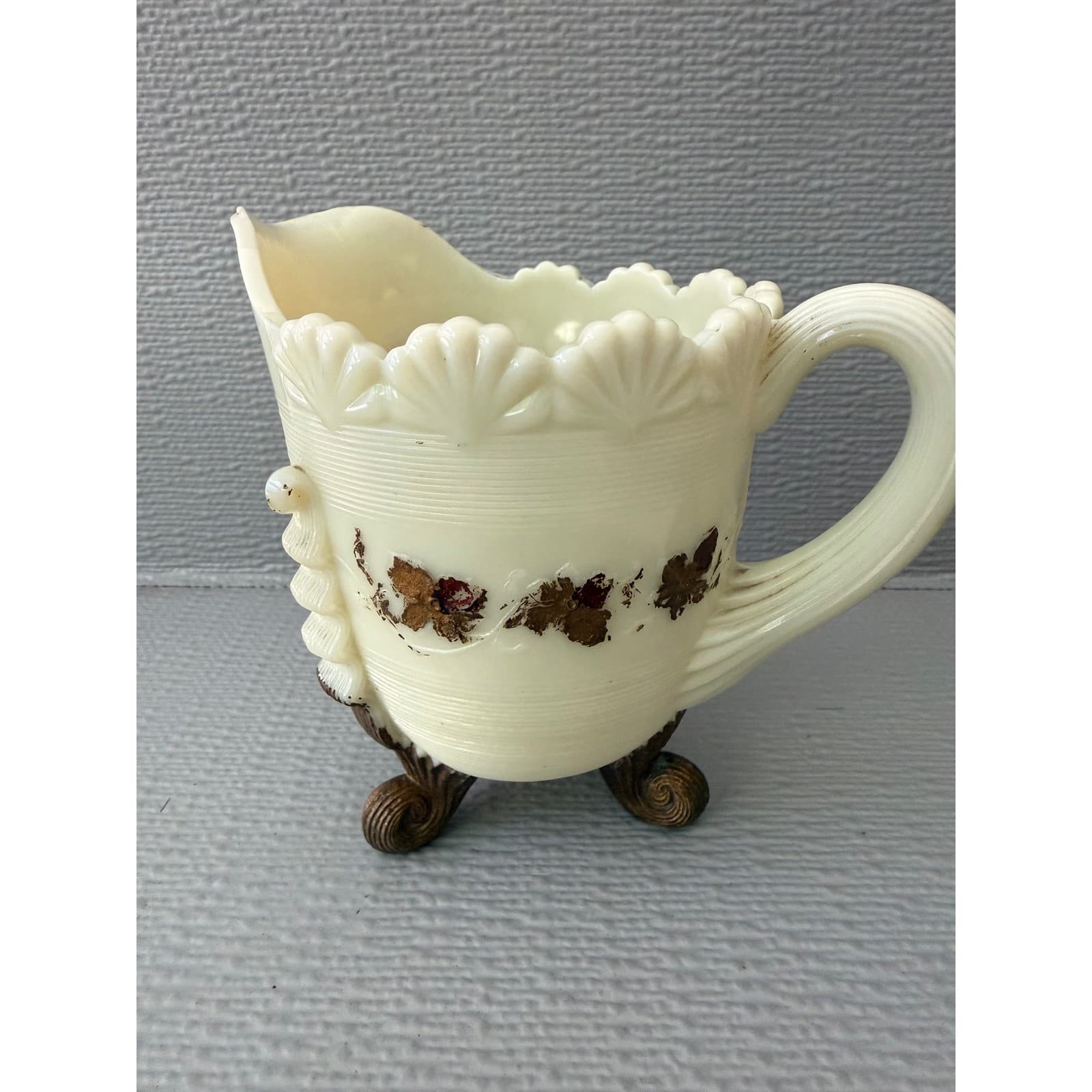 Vintage Custard Uranium Glass Creamer Pitcher Shell Design UV Glow Floral - Thumbnail 4