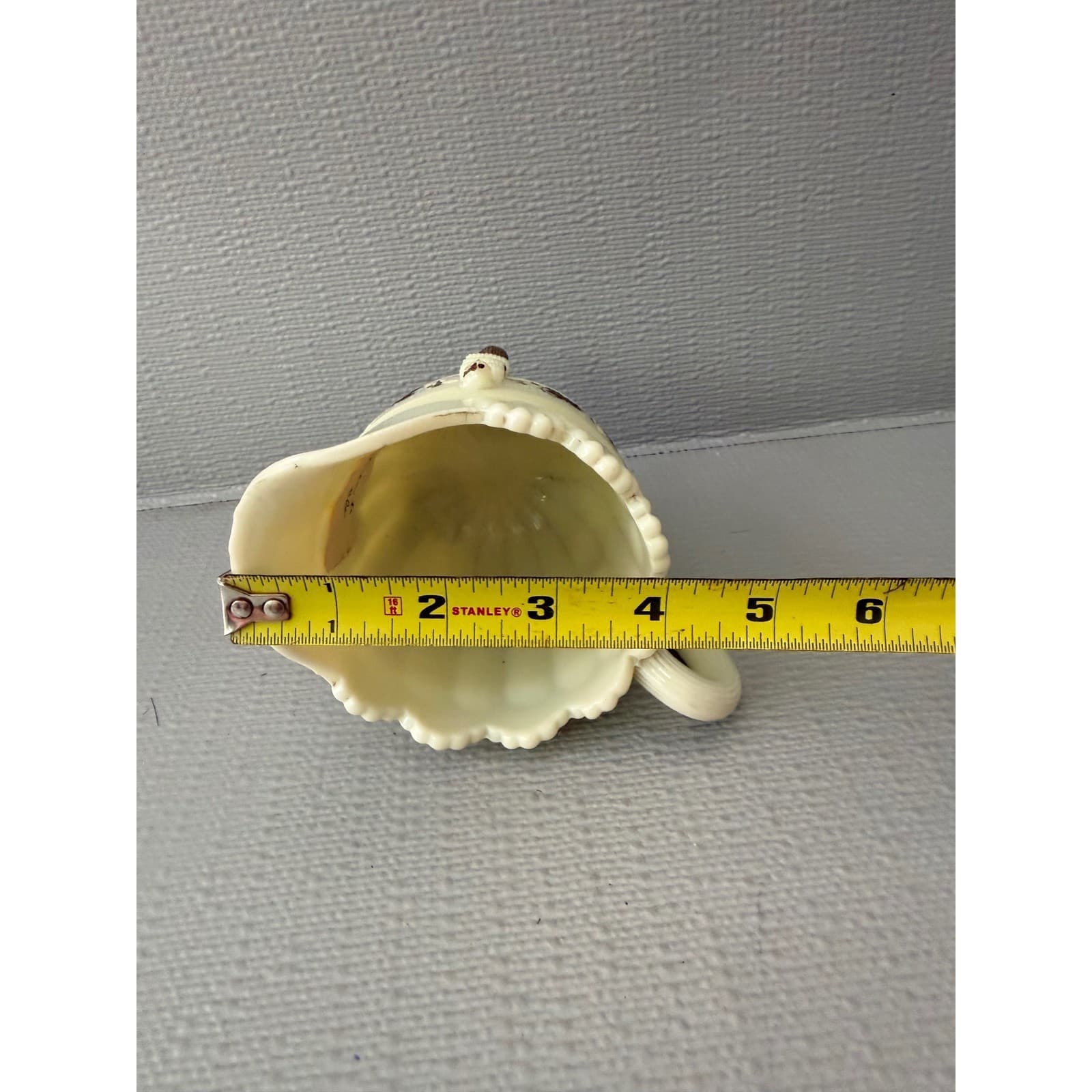 Vintage Custard Uranium Glass Creamer Pitcher Shell Design UV Glow Floral - Thumbnail 11