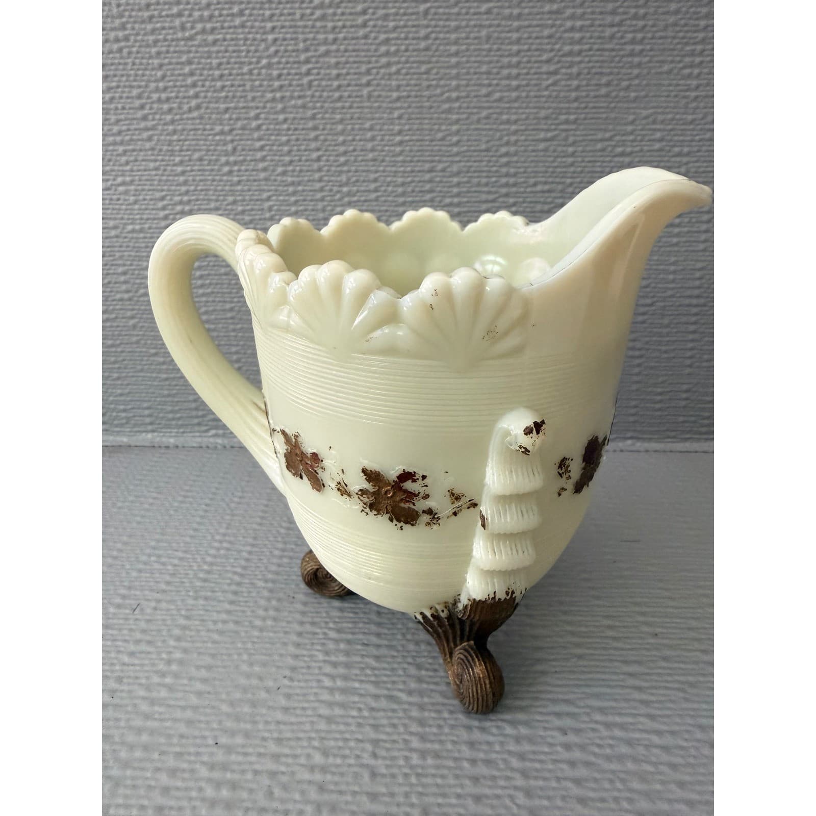Vintage Custard Uranium Glass Creamer Pitcher Shell Design UV Glow Floral - Thumbnail 6