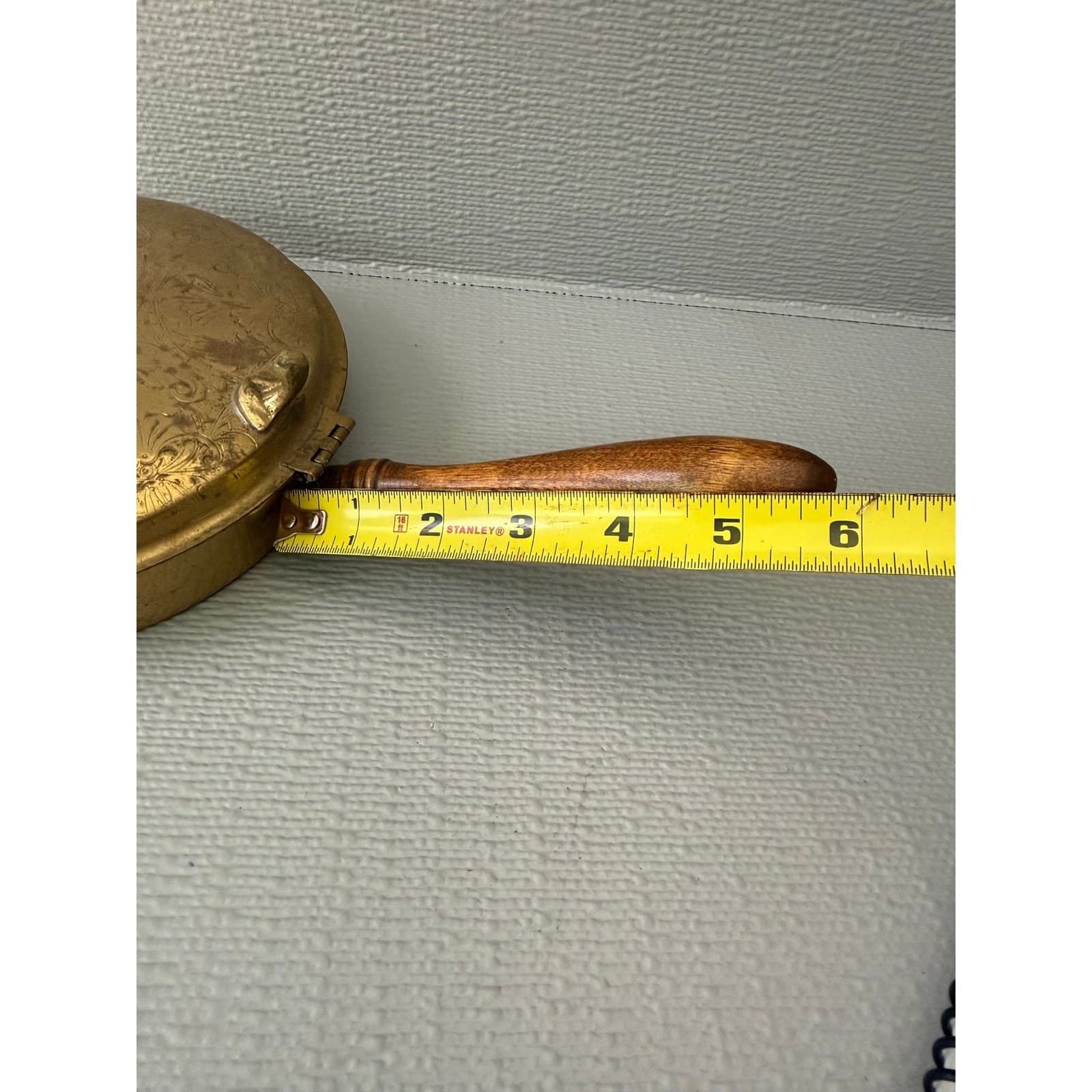 Vintage Etched Brass Silent Butler Crumb Catcher with Wood Handle Floral Design - Thumbnail 5