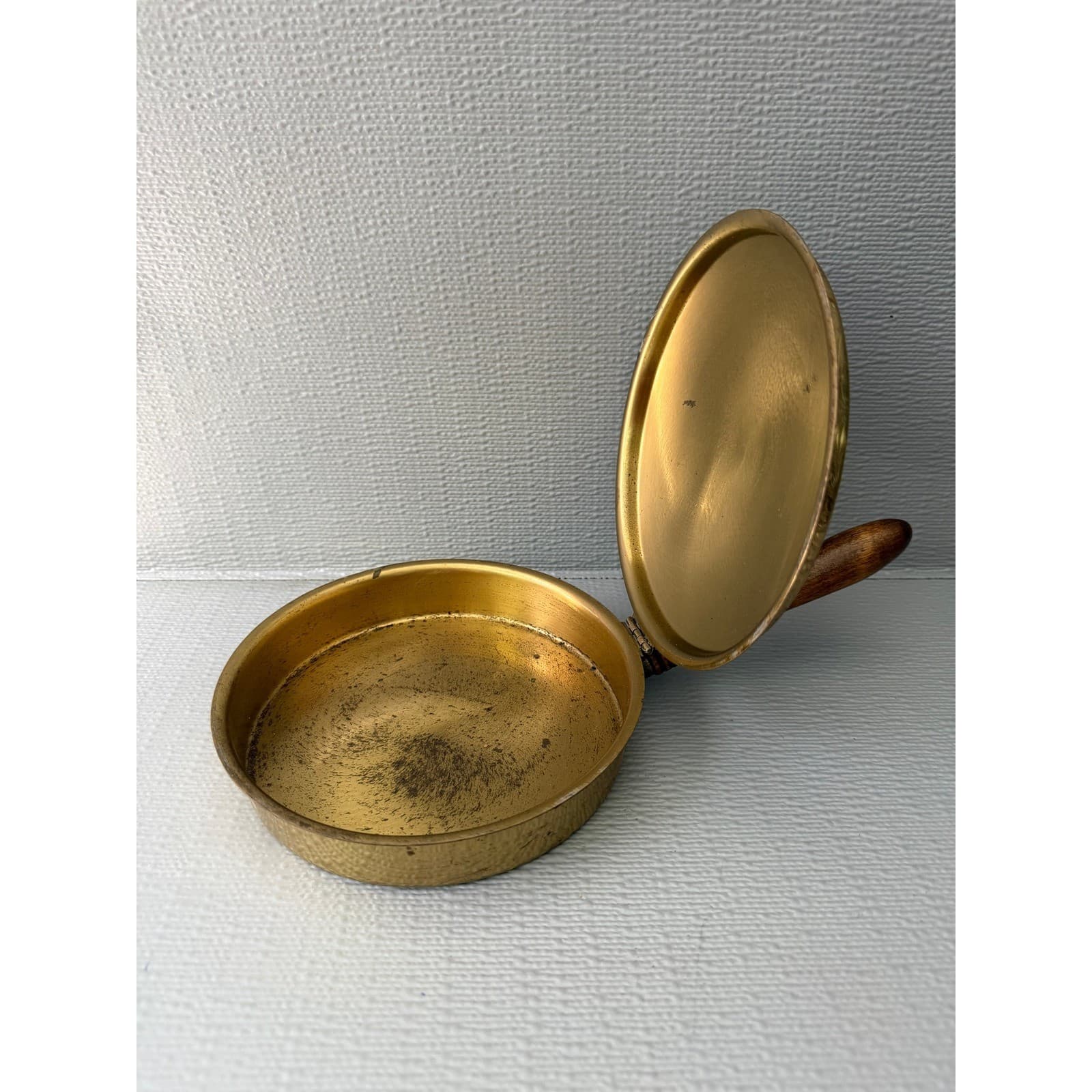 Vintage Etched Brass Silent Butler Crumb Catcher with Wood Handle Floral Design - Thumbnail 2