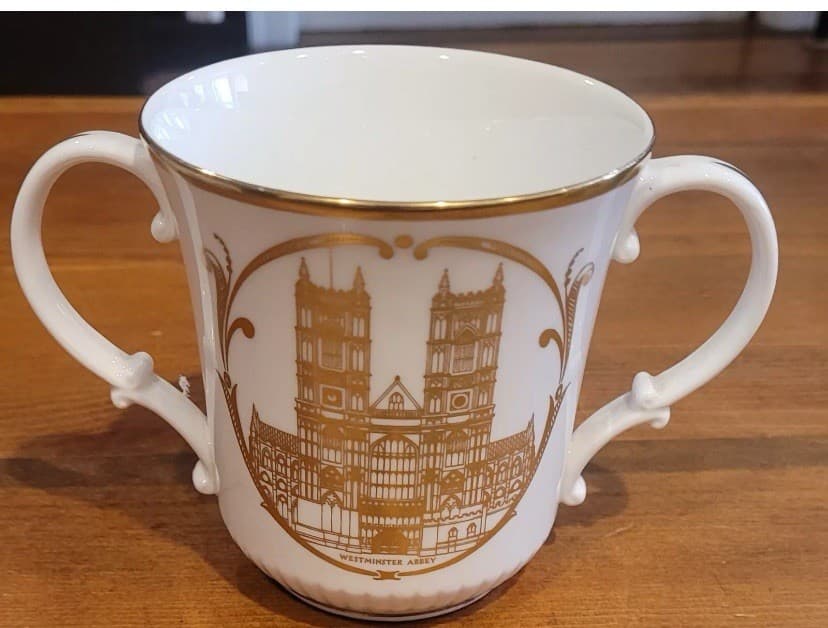 Royal Doulton Mug Commemorating Queen Elizabeth II Coronation - Thumbnail 6