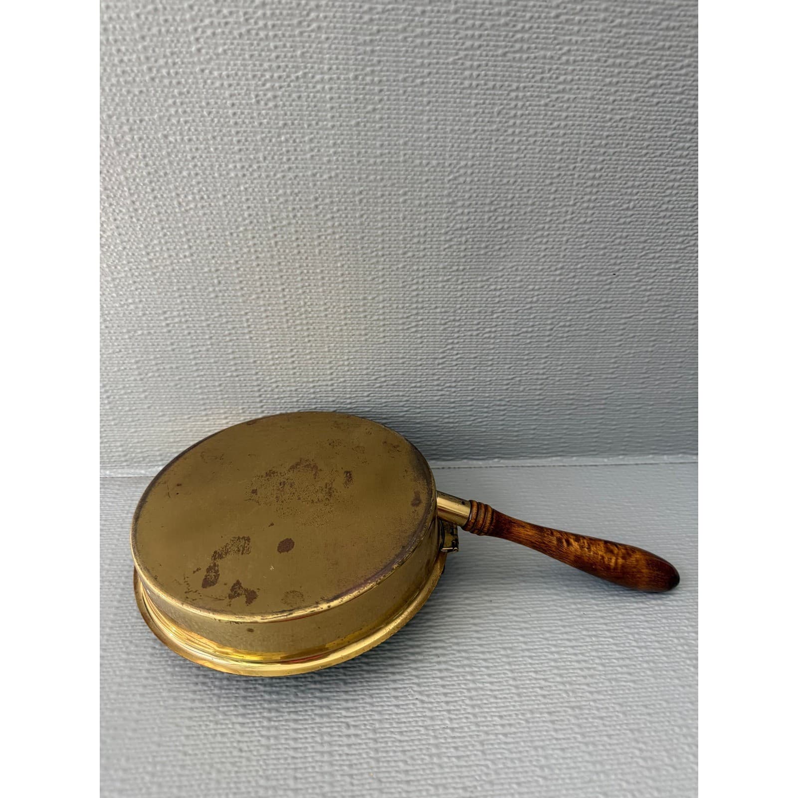 Vintage Etched Brass Silent Butler Crumb Catcher with Wood Handle Floral Design - Thumbnail 3