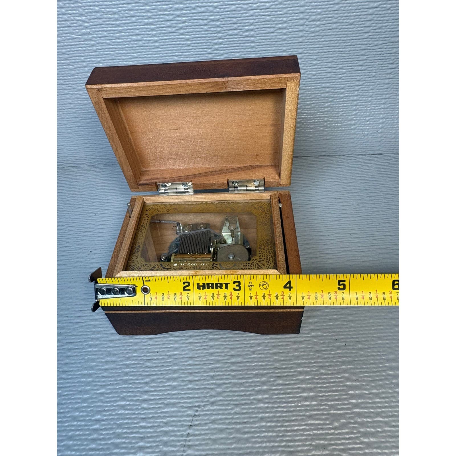 Vintage Toyo Japan Wood Music Box Children Umbrella Hummel Style Wind Up - Thumbnail 5