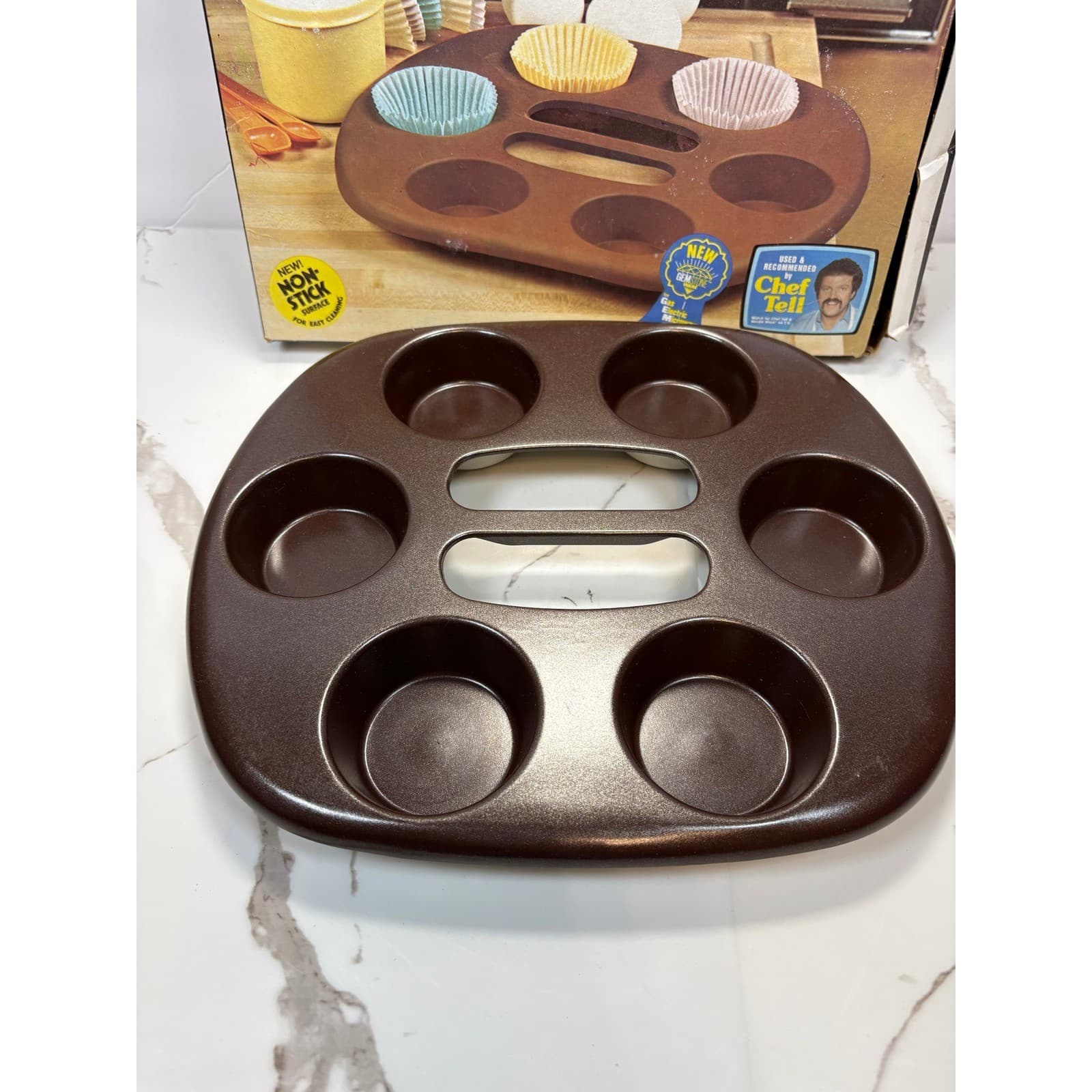 Nordic Ware Microwave Eggs N Muffin Pan Gemstone Brown 6 Cavity Vintage 11.5in - Thumbnail 3
