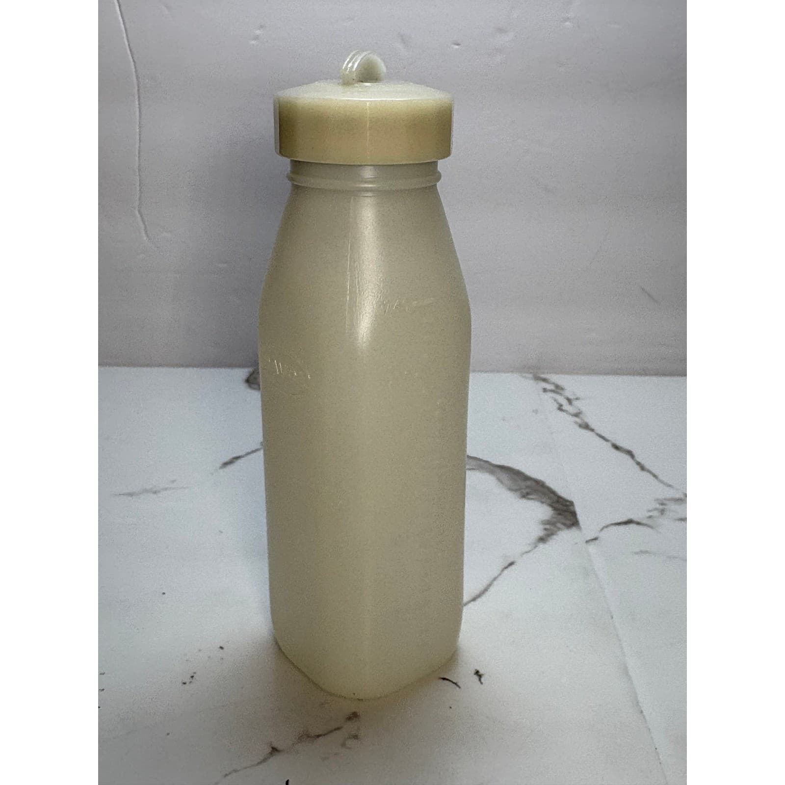 Vintage Davol Plax Plastic Bottle Cream Translucent 8oz Measurement Markings - Thumbnail 3