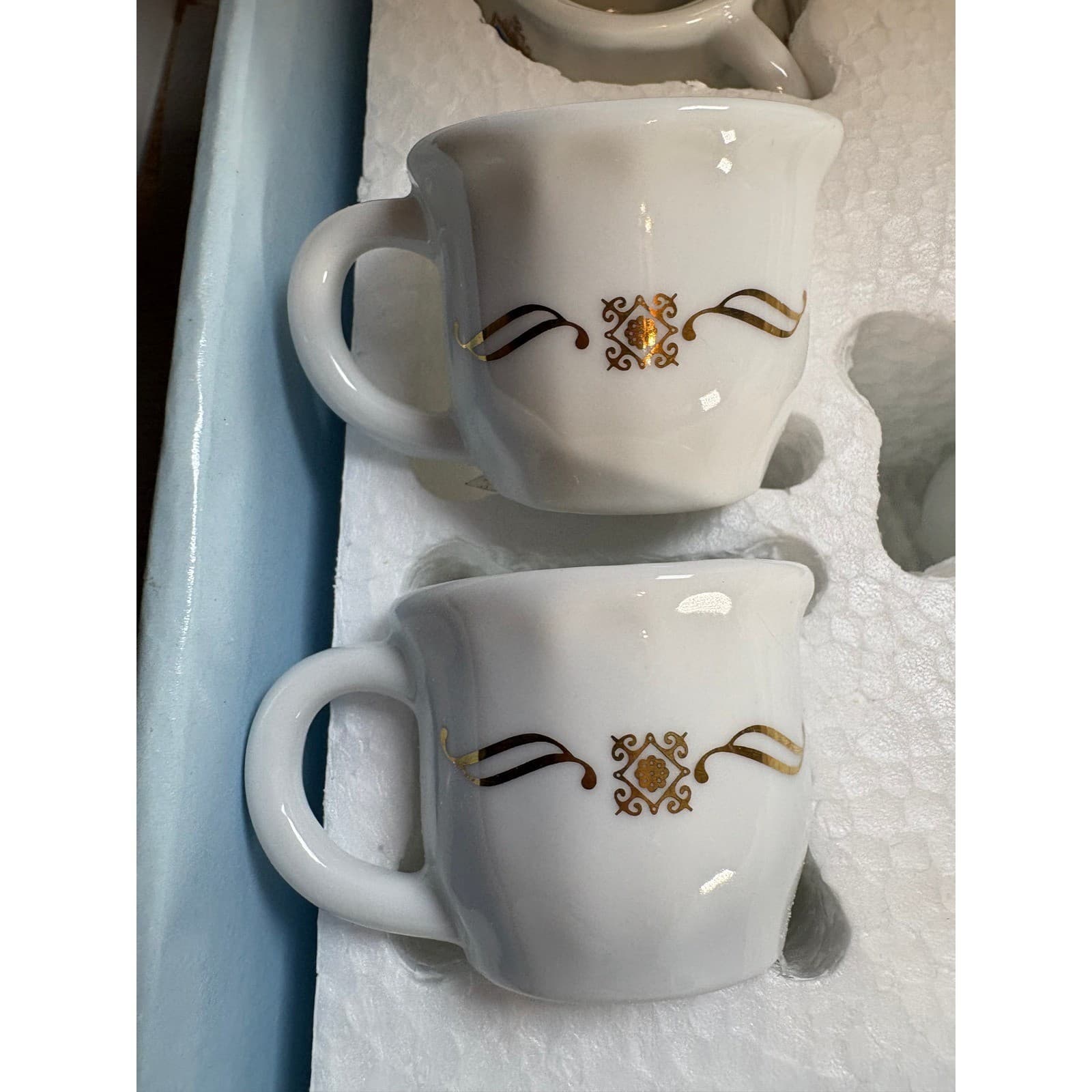 Designer Guild Martha Chase Miniature Tea Set 1997 Stamp Collection Decorative - Thumbnail 10