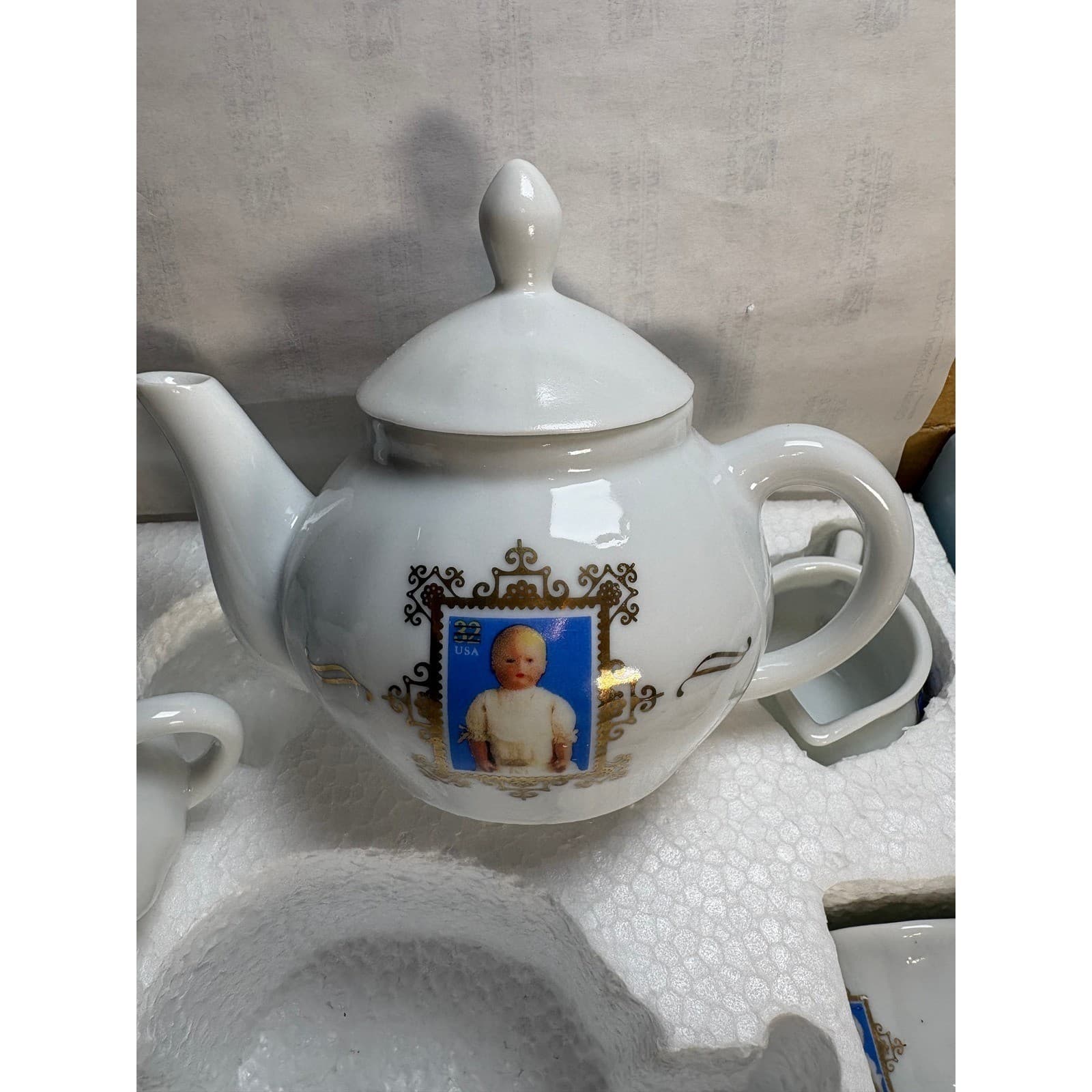 Designer Guild Martha Chase Miniature Tea Set 1997 Stamp Collection Decorative - Thumbnail 3