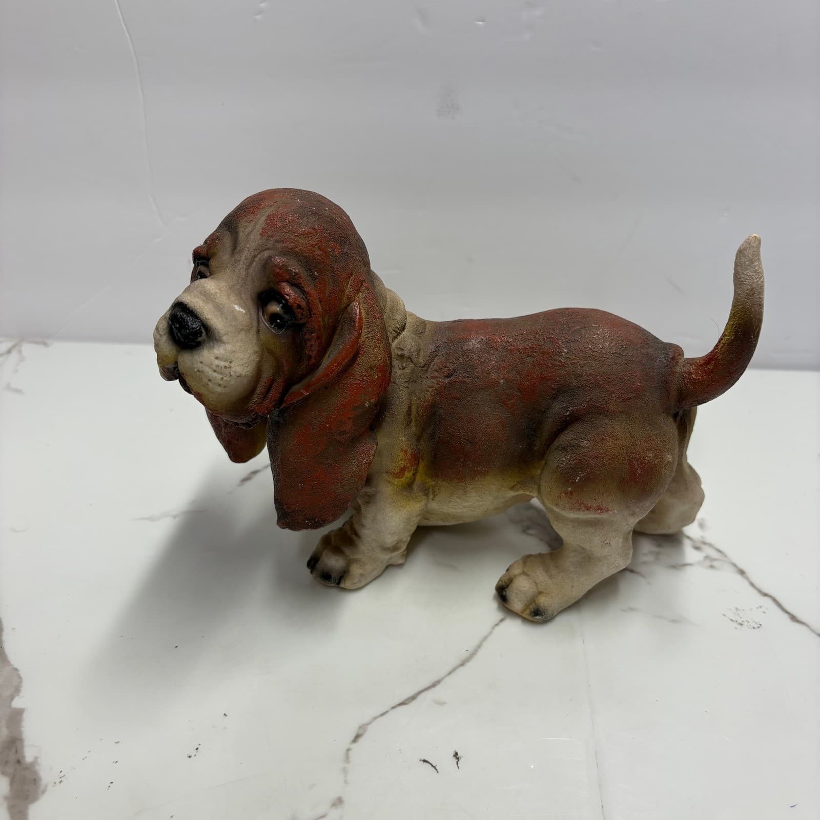 Vintage Style Basset Hound Puppy Figurines Set of 2 Brown Tan Dog Statues - Thumbnail 3