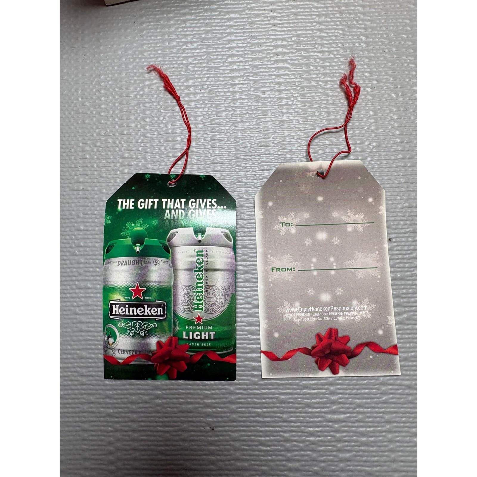 Vintage 2007 Heineken Beer 36 Holiday Gift Tags with Dispenser Box 2.75x4.5in - Thumbnail 2