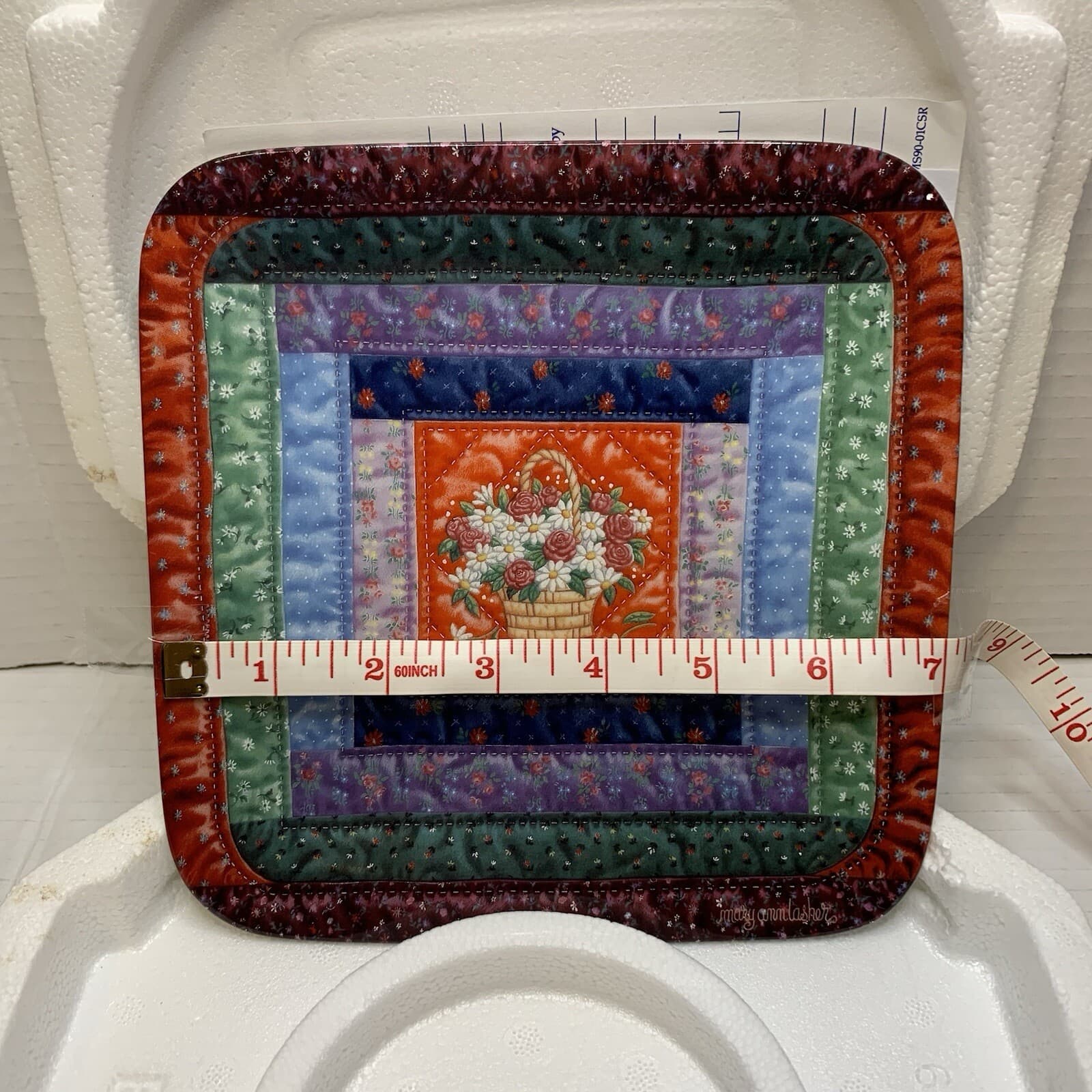 Bradford Exchange Mary Ann Lasher The Log Cabin Quilt Pattern Porcelain Plate - Thumbnail 2