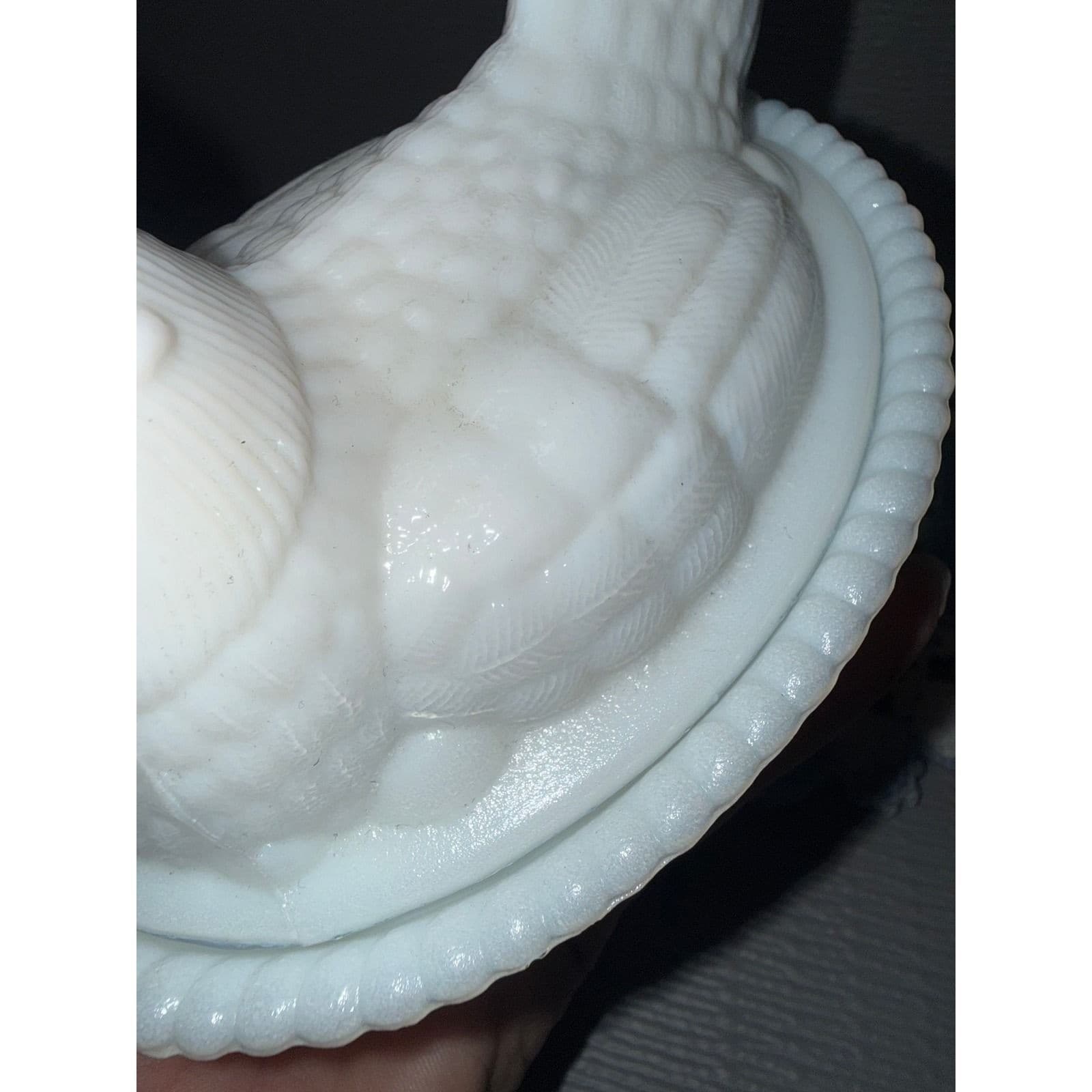 Westmoreland Milk Glass Hen on Nest Covered Dish White Red Comb Vintage - Thumbnail 6