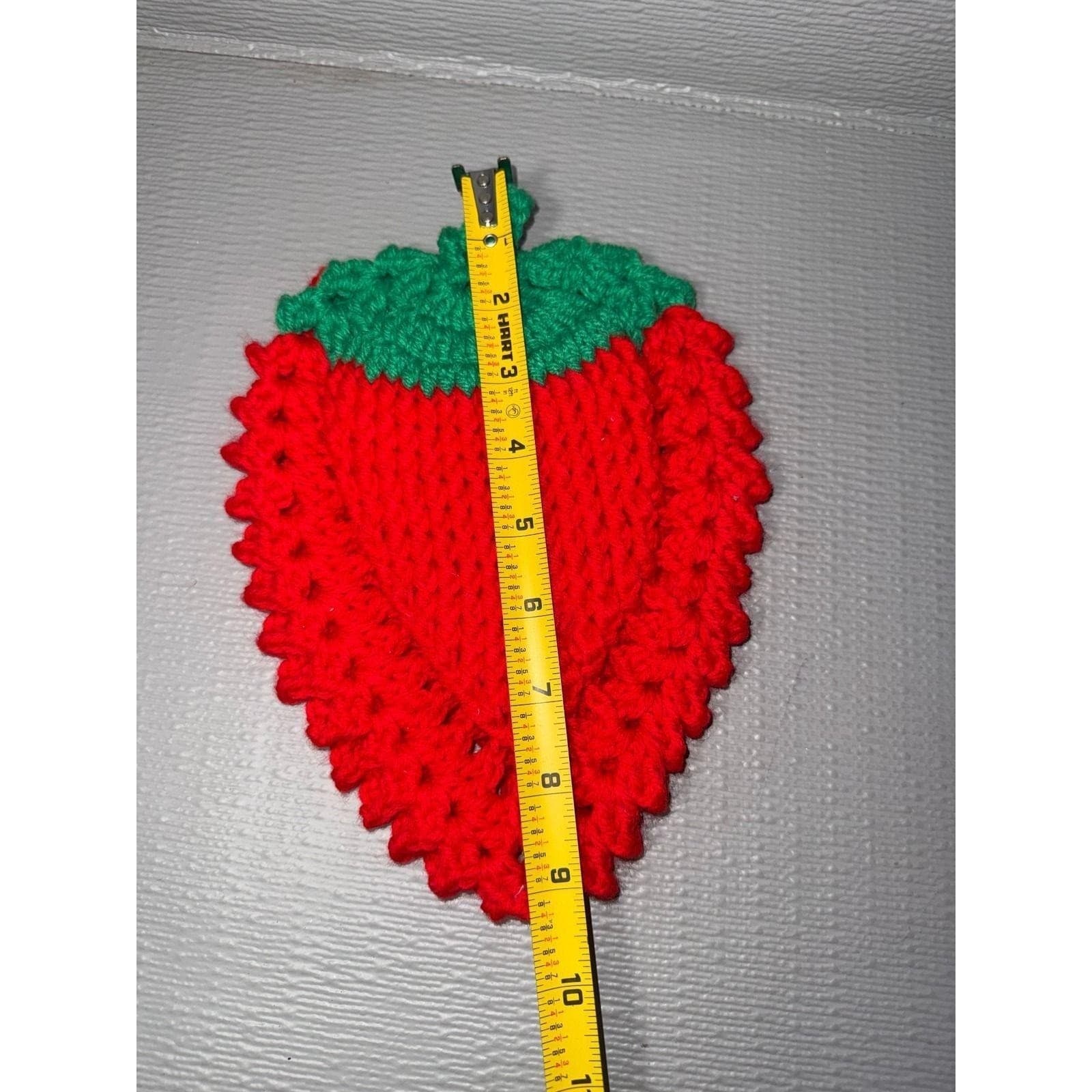 Handmade Crochet Strawberry Potholder Red Green Fruit Trivet Cottagecore Kitchen - Thumbnail 3