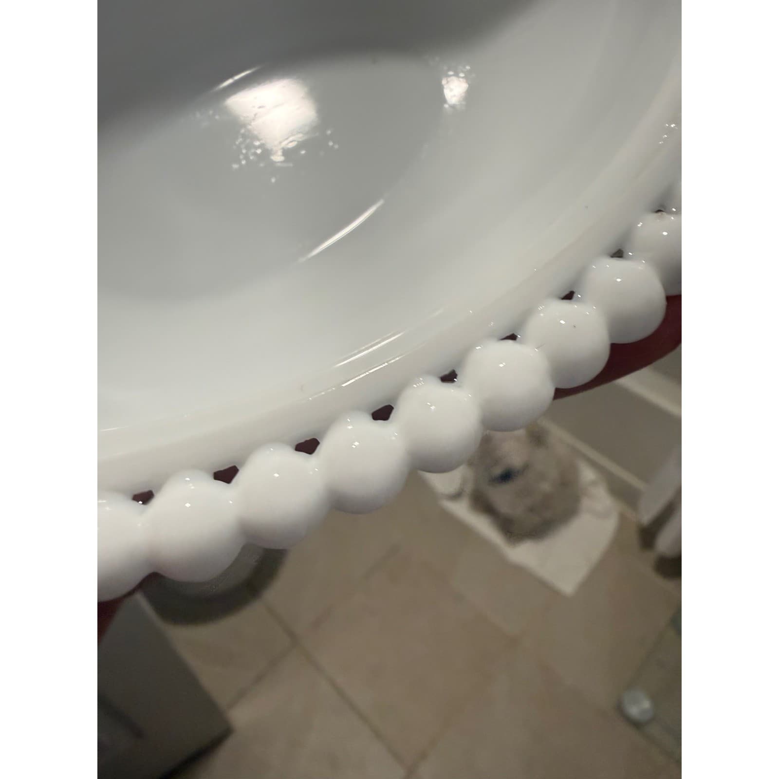Vintage White Milk Glass Hen on Nest Covered Dish Beaded Rim - Thumbnail 3