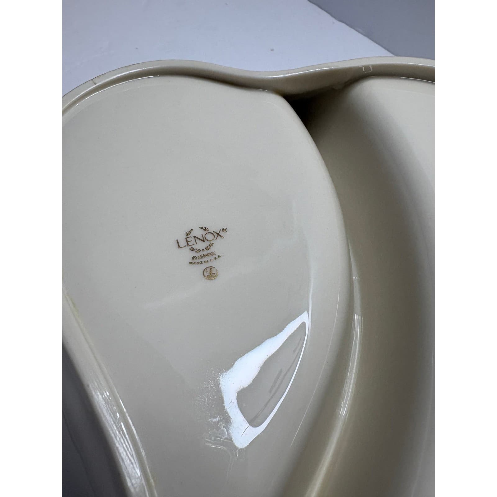 Lenox Ivory China Heart Shaped Divided Server Bowl Gold Trim Made in USA 11.5" - Thumbnail 3