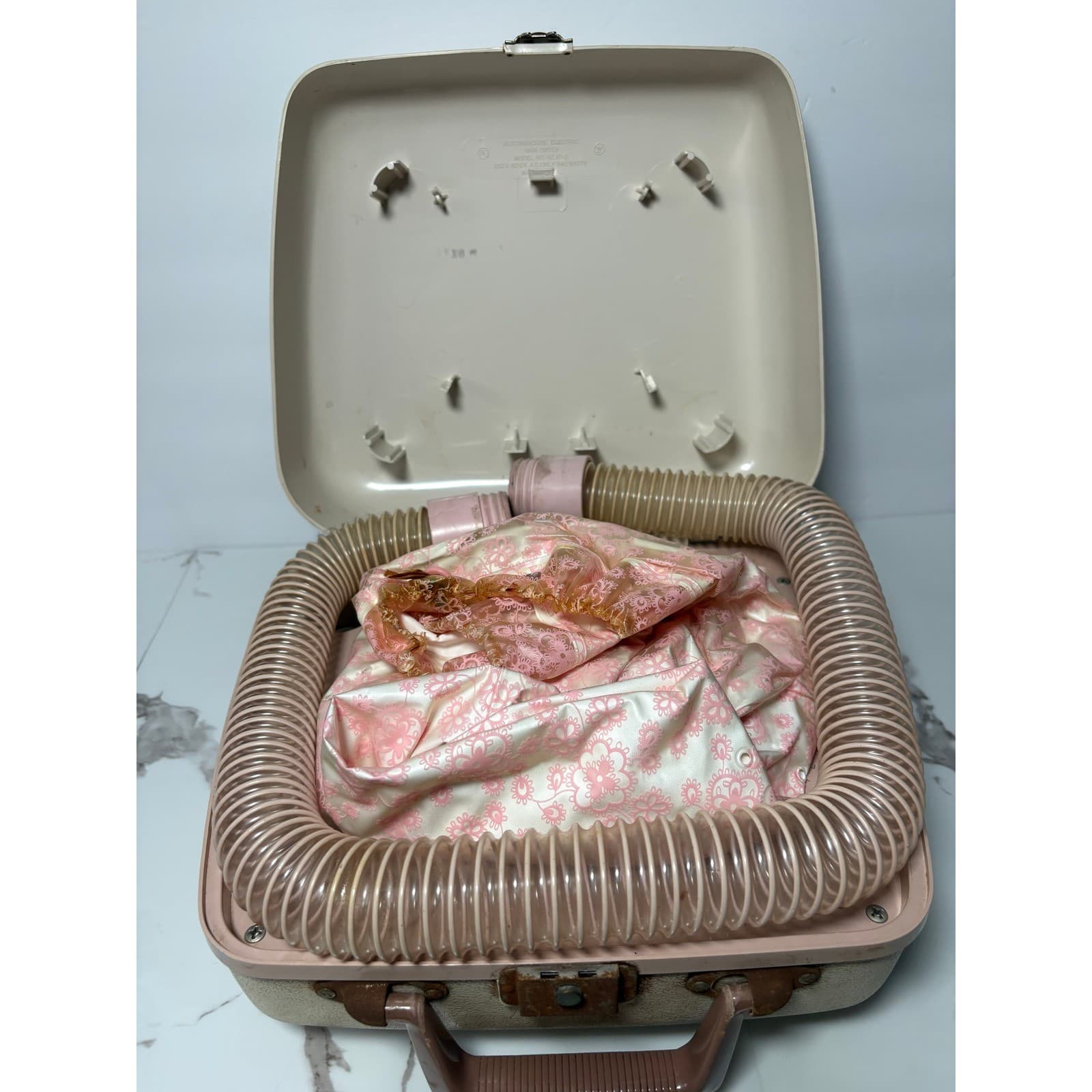 Vintage Westinghouse Portable Hair and Nail Dryer Pink Bonnet Vanity Case HZ10-1 - Thumbnail 3