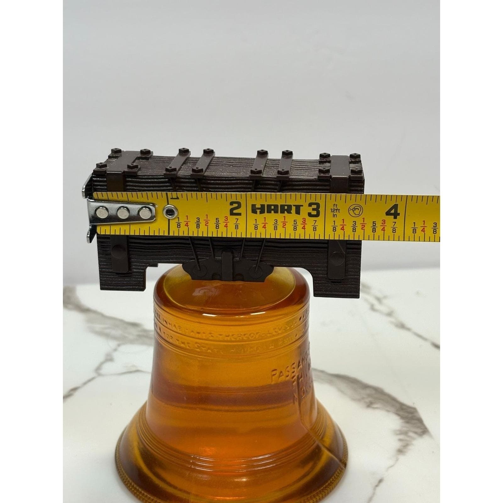 Vintage Avon Oland After Shave Liberty Bell Amber Glass Decanter 5 fl oz Bottle - Thumbnail 7