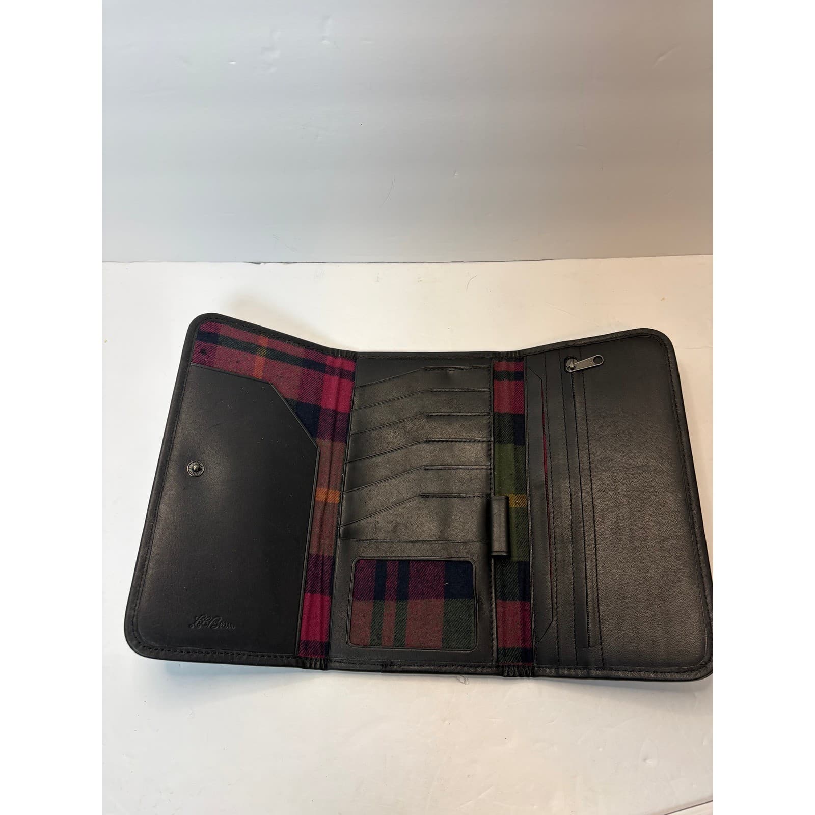 Vintage LL Bean Black Leather Trifold Checkbook Wallet Plaid Lining Mens Womens - Thumbnail 4