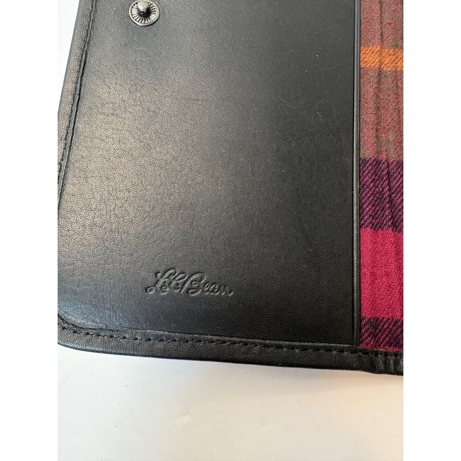 Vintage LL Bean Black Leather Trifold Checkbook Wallet Plaid Lining Mens Womens - Thumbnail 8