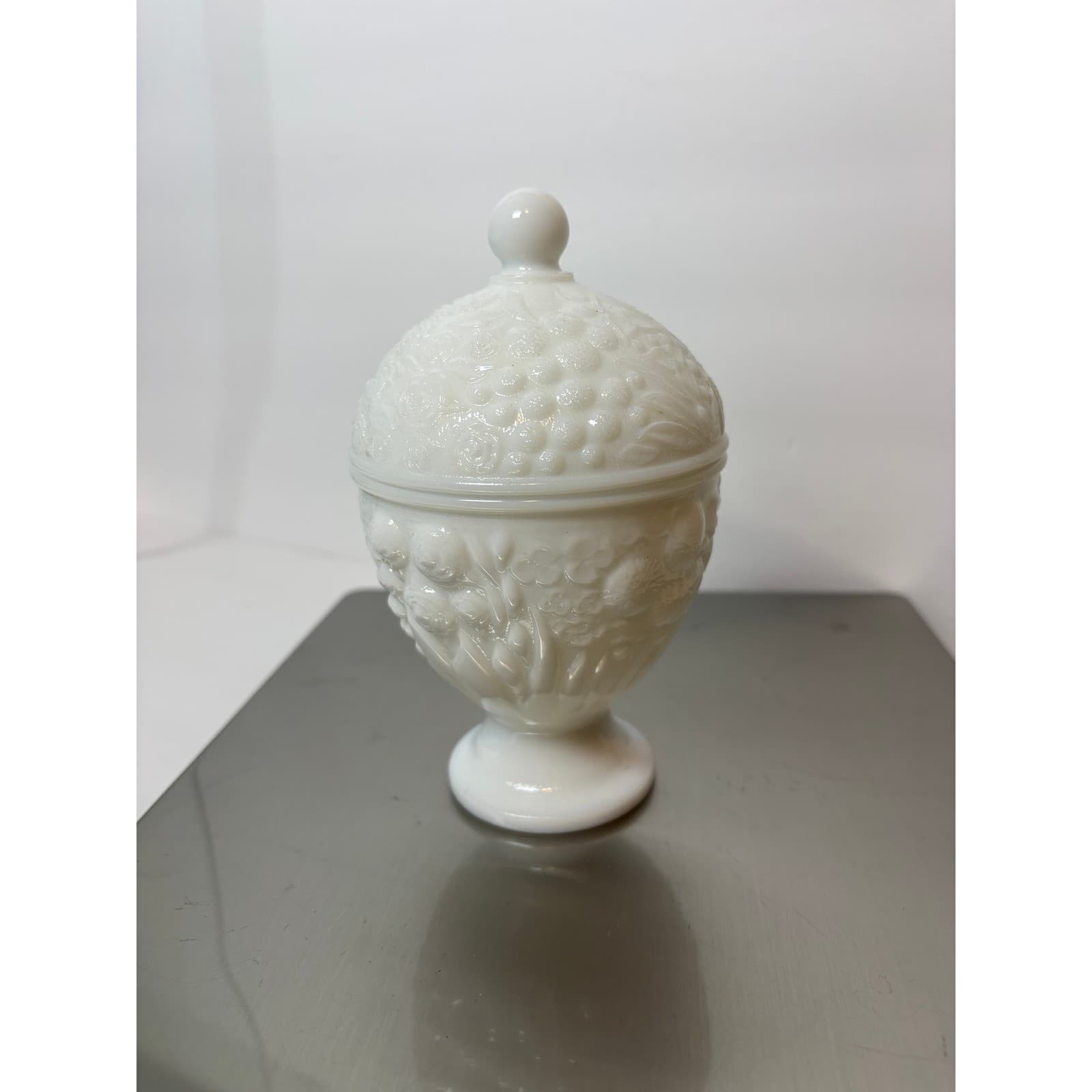 Vintage Avon Milk Glass Candy Dish Harvest Fruit Floral White Pedestal Jar - Thumbnail 3