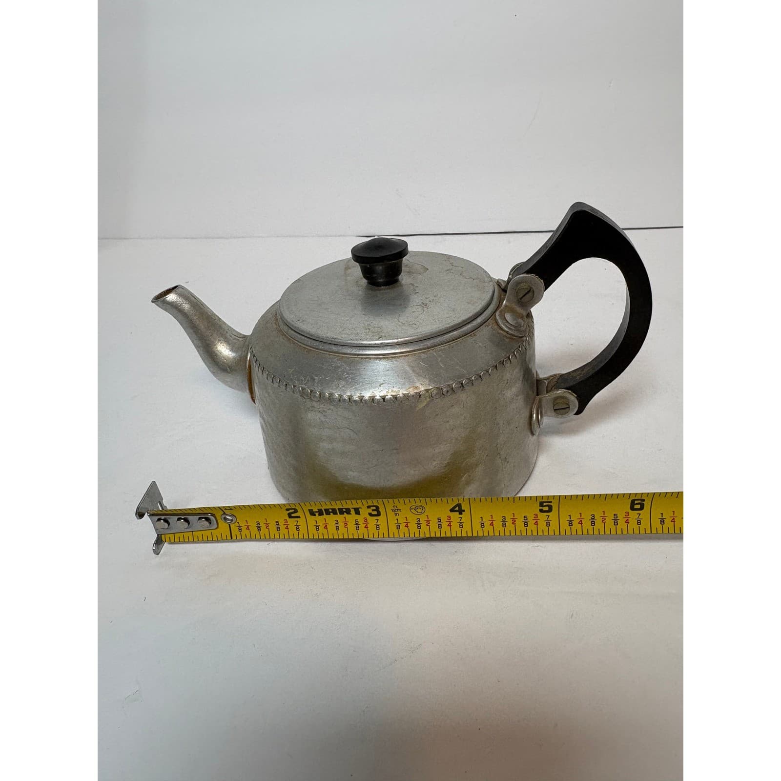 Vintage NC Joseph Ltd Aluminum Teapot Hammered Bakelite Handle England J.195 - Thumbnail 5