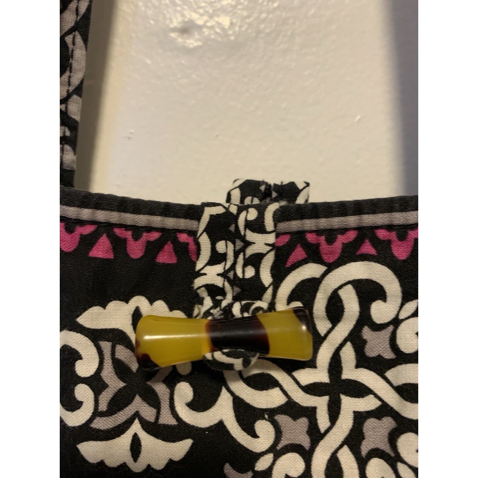 Vera Bradley Bag Purse Canterberry Magenta tote - Thumbnail 3