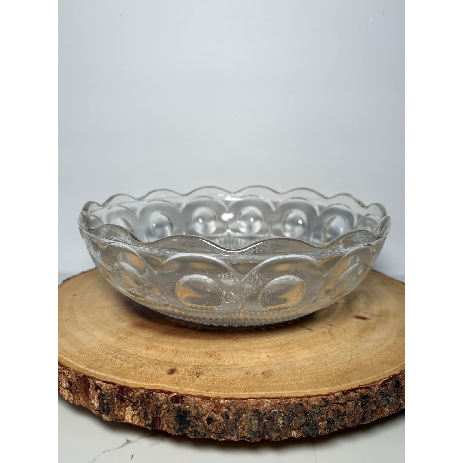 Vintage Clear Pressed Glass Bowl Scalloped Edge Thumbprint Ribbed Hobnail 8.5" - Thumbnail 2