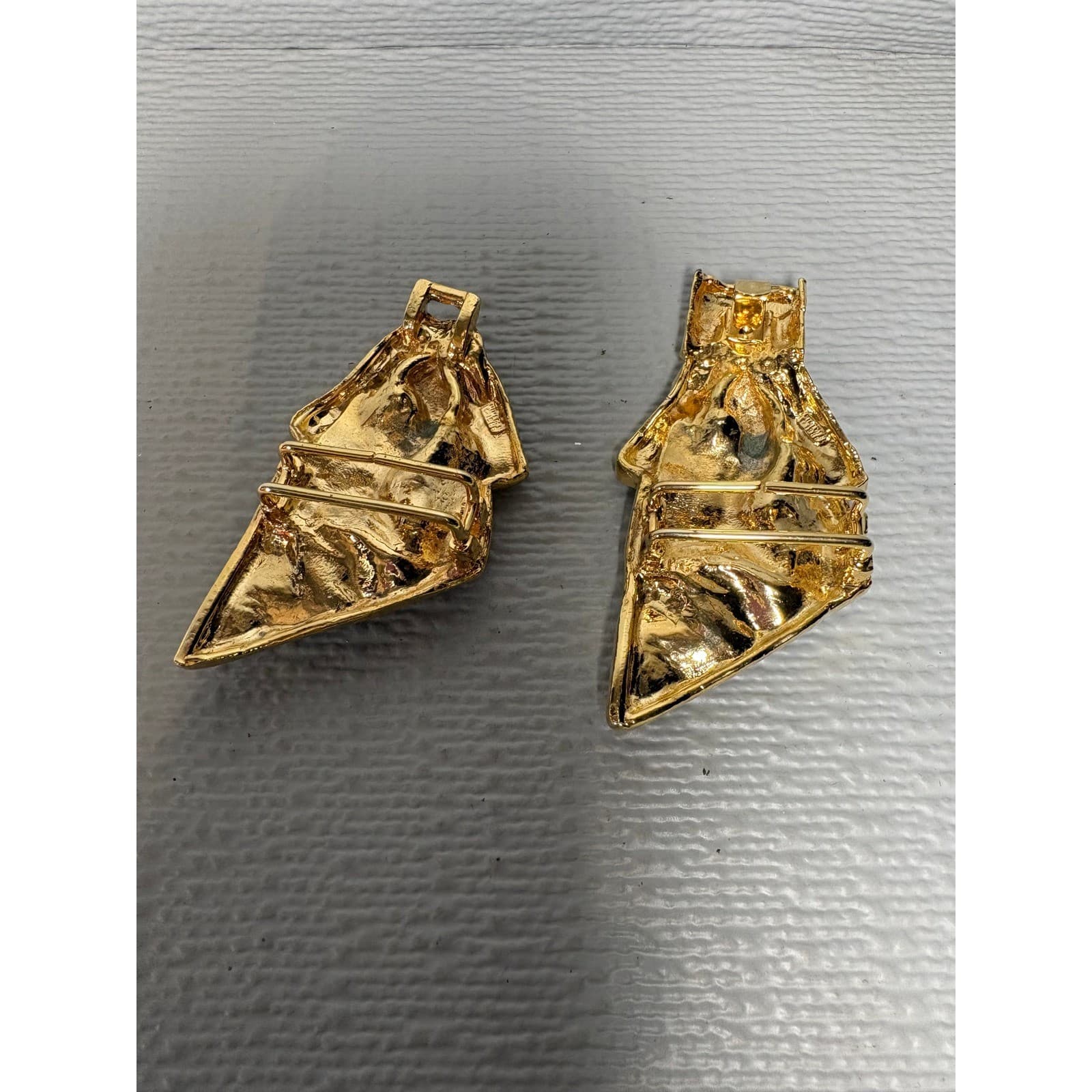 Vintage Gold Tone Mimi Di N Metal Bow Belt Buckle 2 Piece Statement Accessory - Thumbnail 4